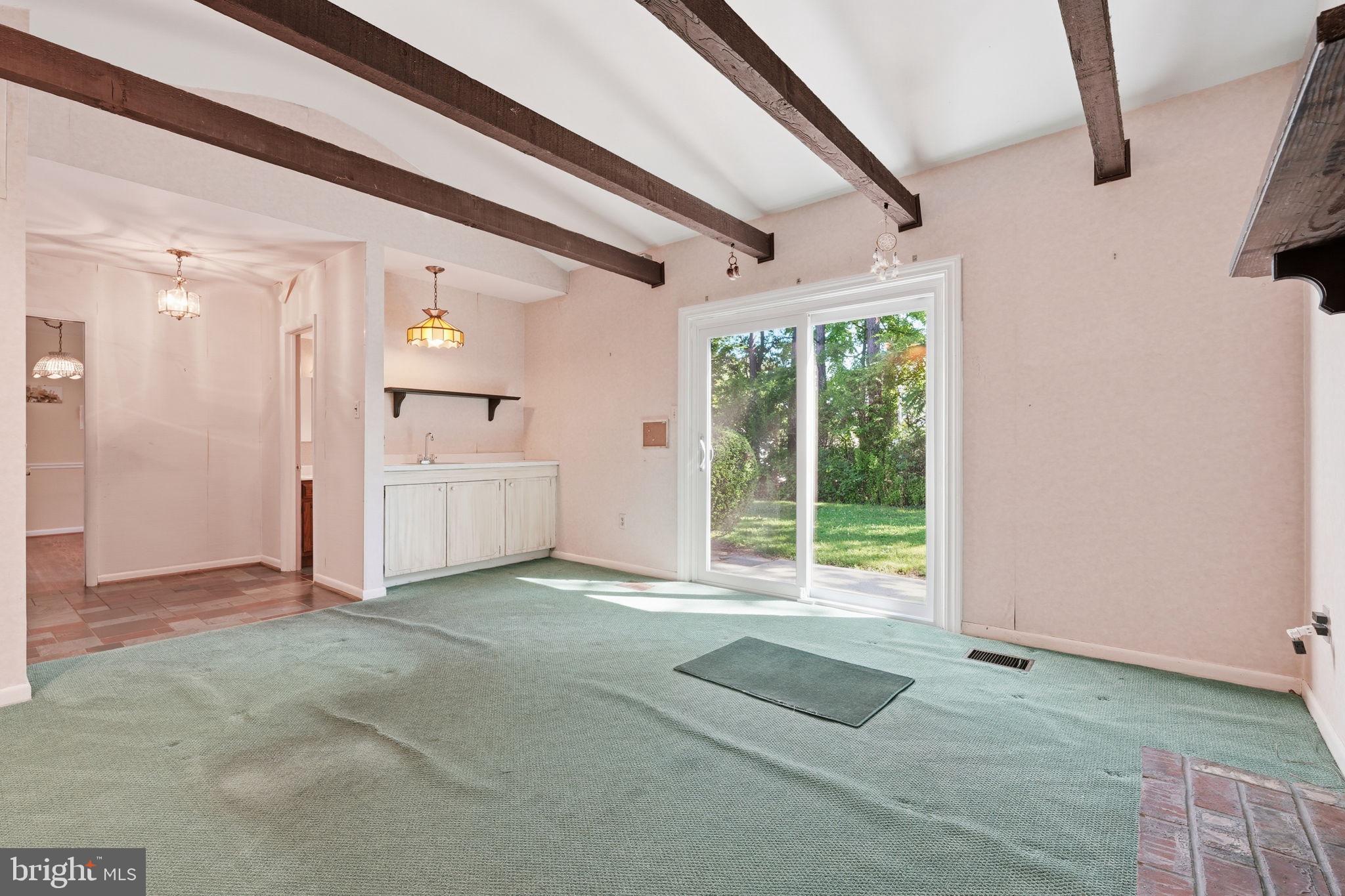 REGENCY ESTATES - Residential