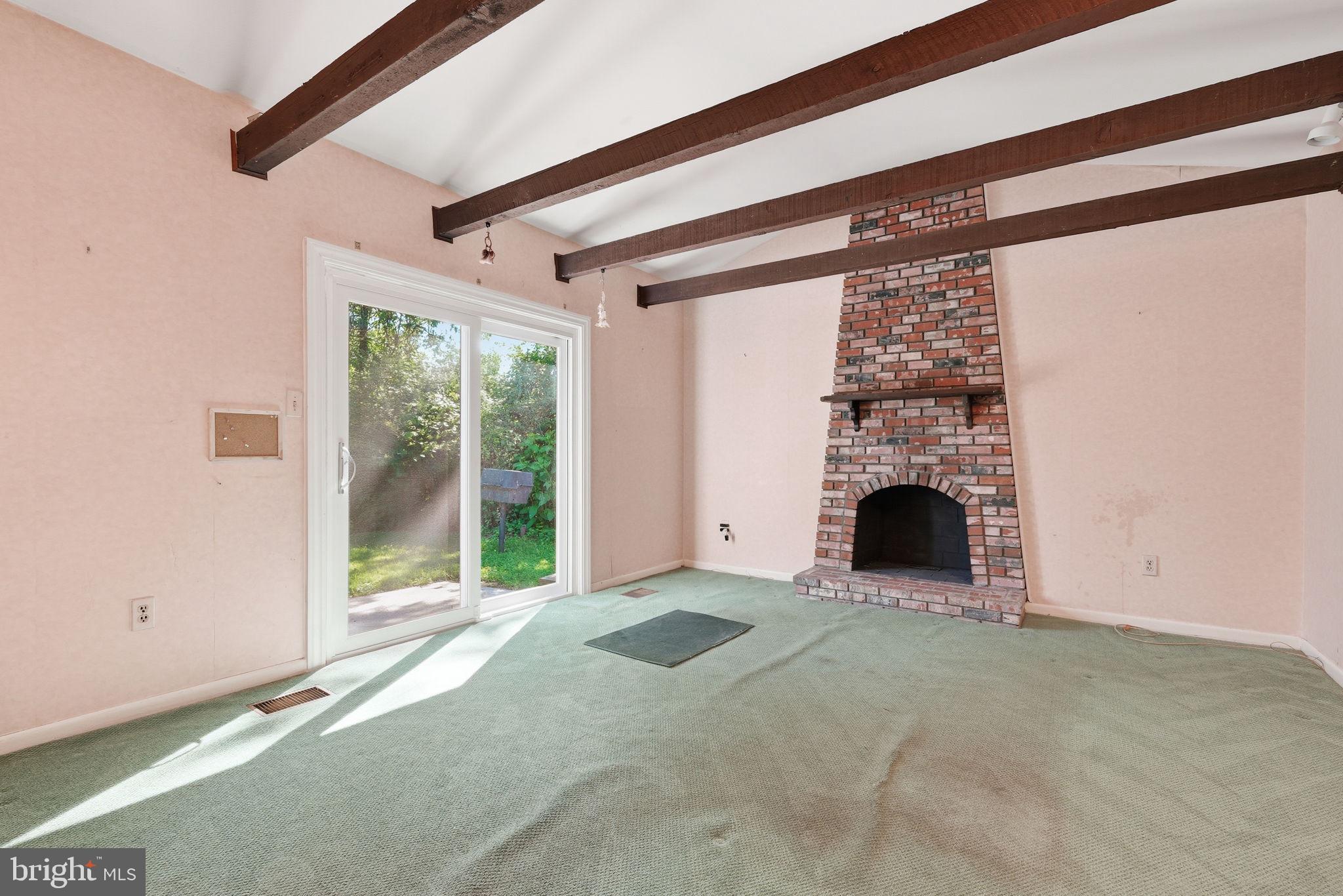 REGENCY ESTATES - Residential