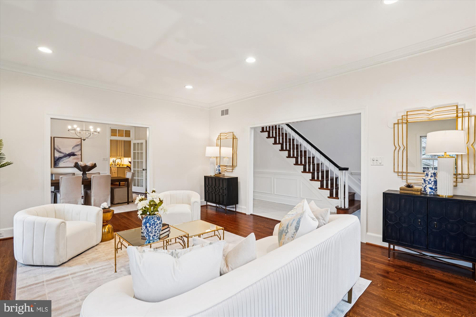 COUNTRY CLUB HILLS - Residential