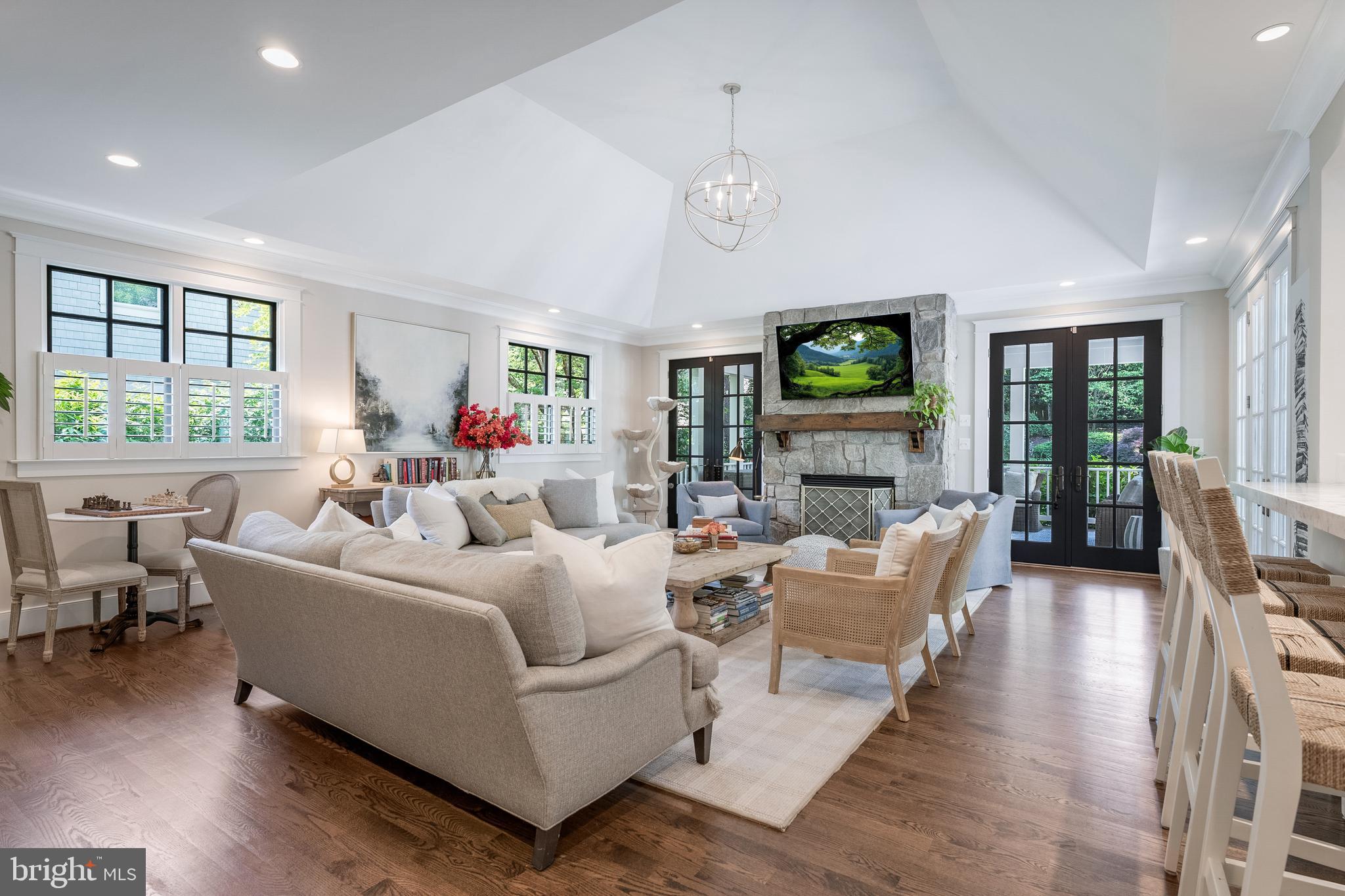 STONELEIGH - Residential