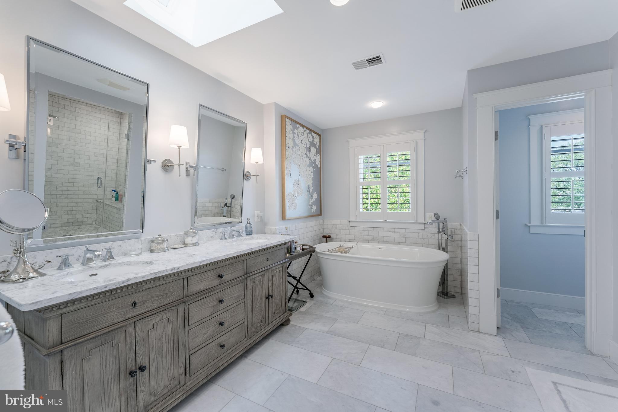 STONELEIGH - Residential