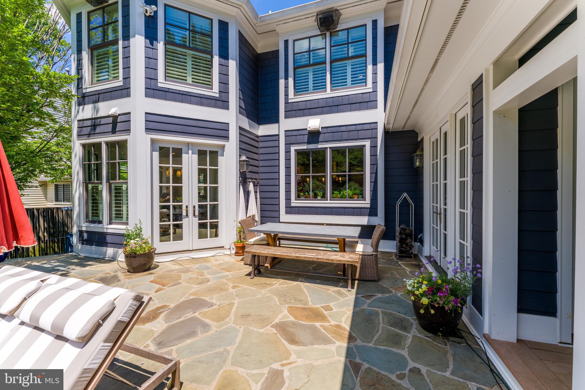 STONELEIGH - Residential