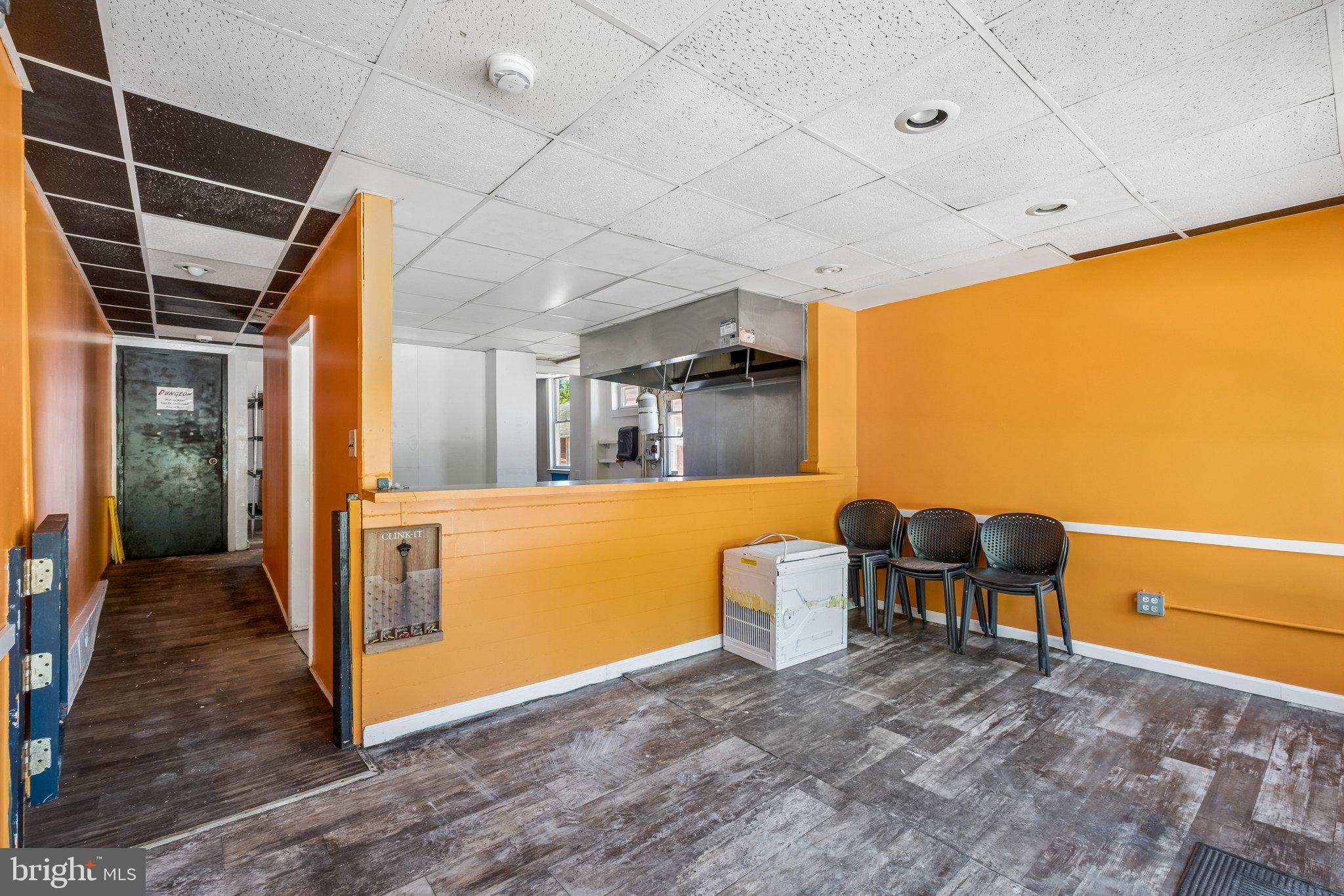 WYNDMOOR - Commercial Sale