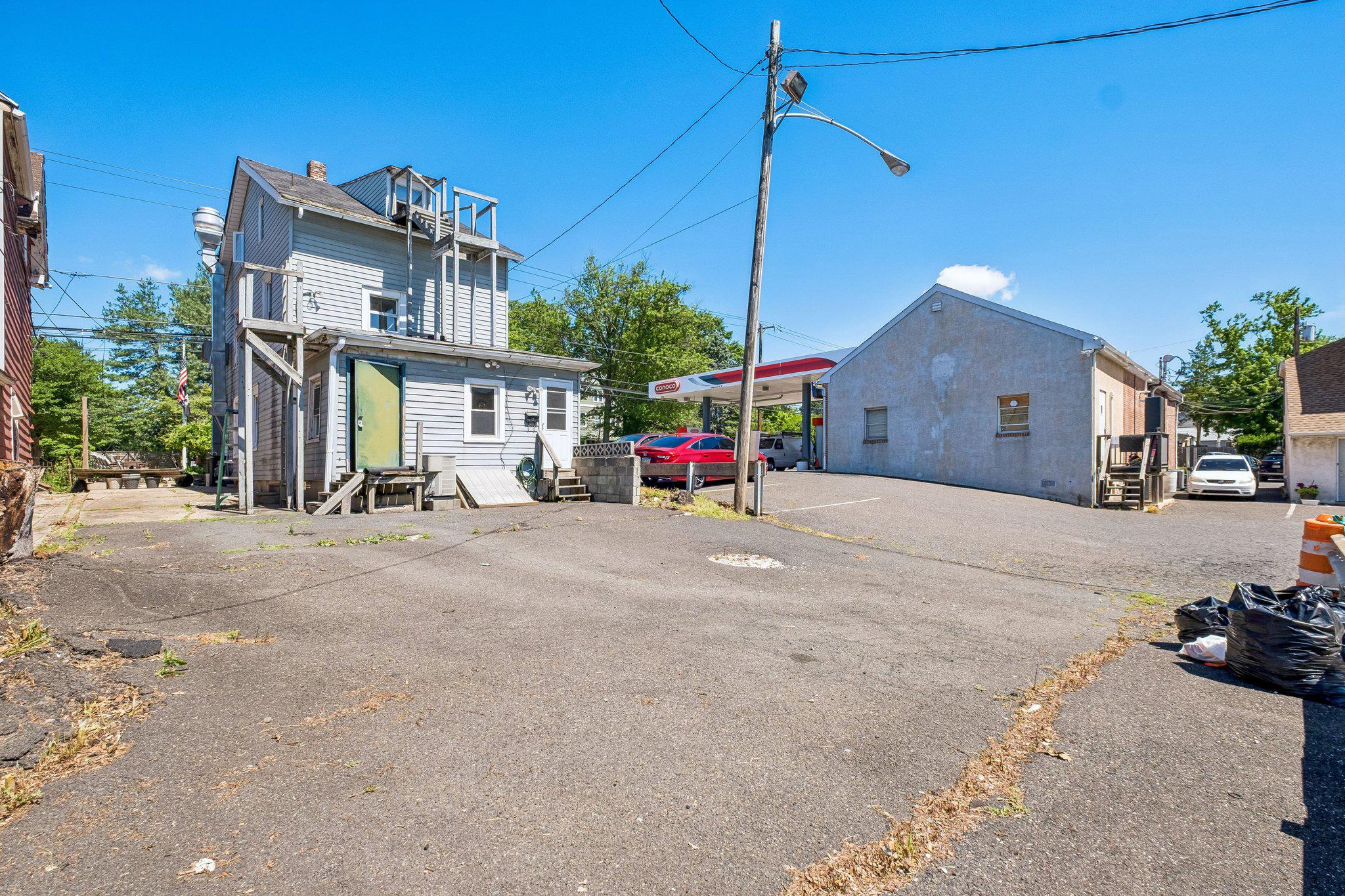WYNDMOOR - Commercial Sale