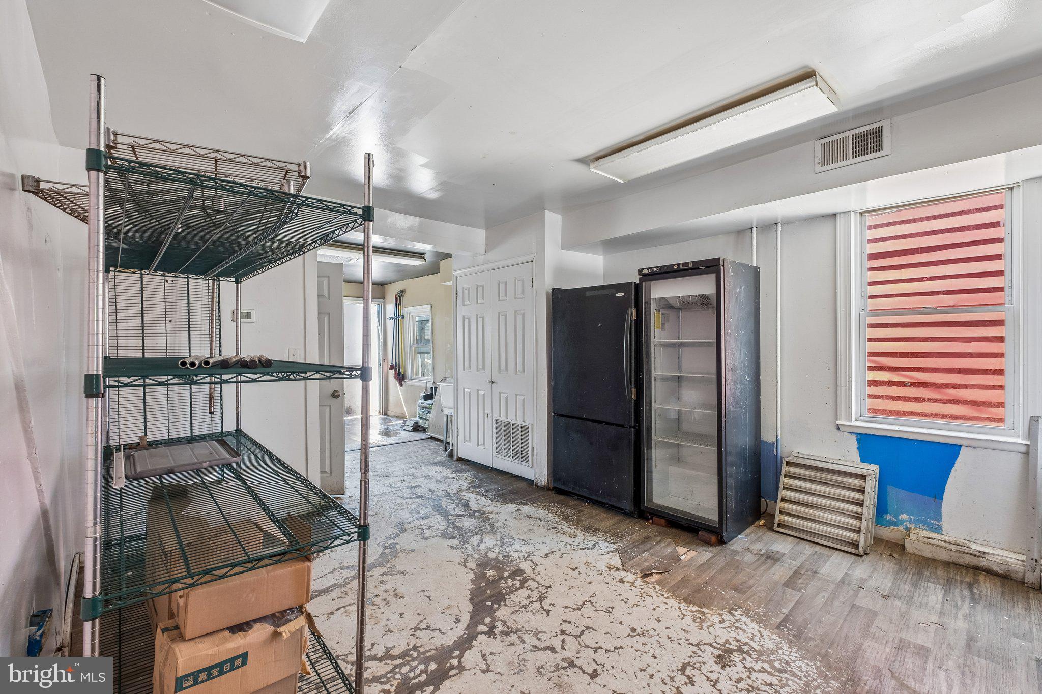 WYNDMOOR - Commercial Sale