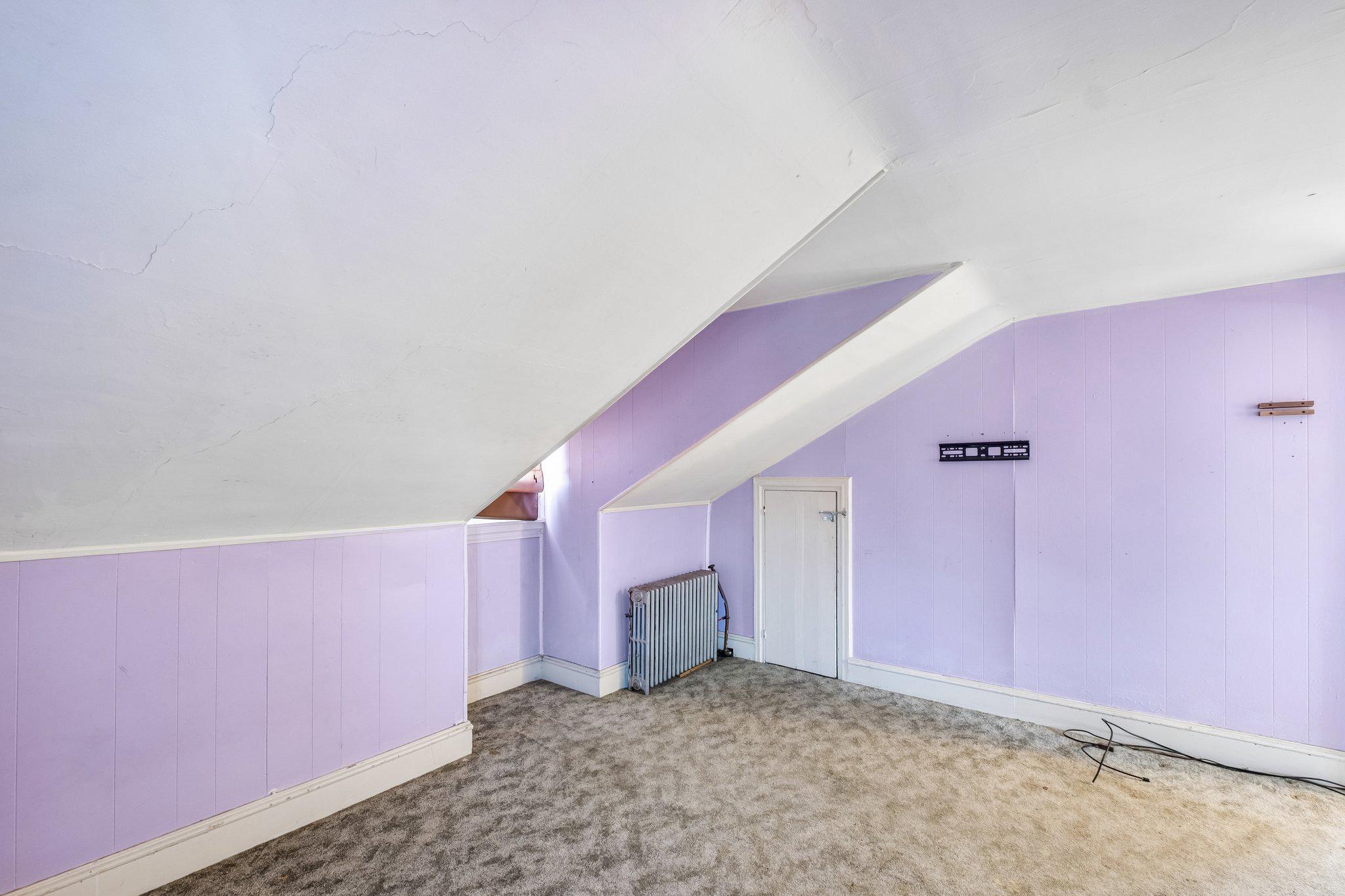WYNDMOOR - Commercial Sale