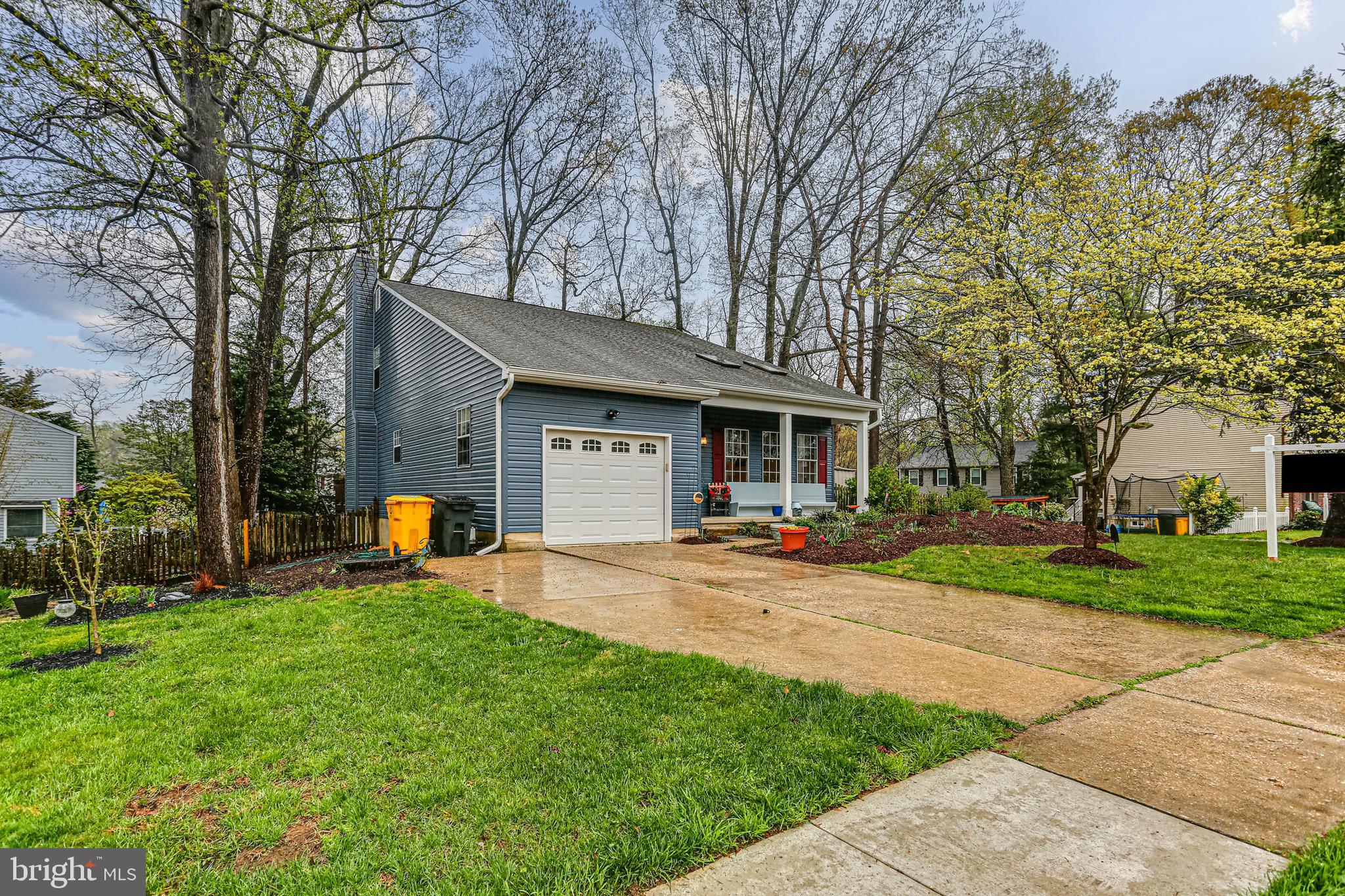DIVINITY COVE - Residential