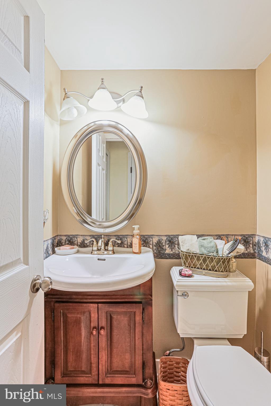DIVINITY COVE - Residential