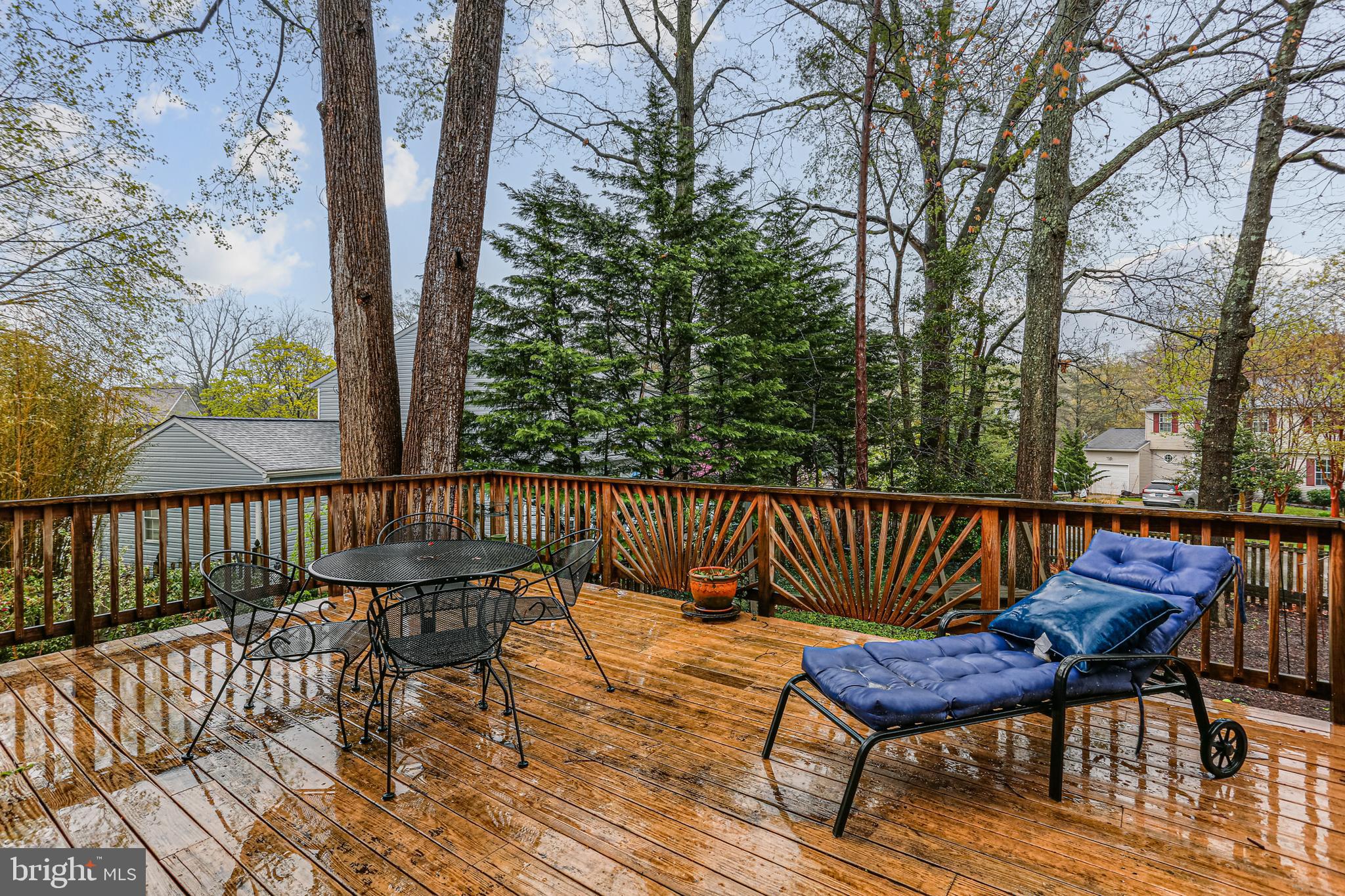DIVINITY COVE - Residential