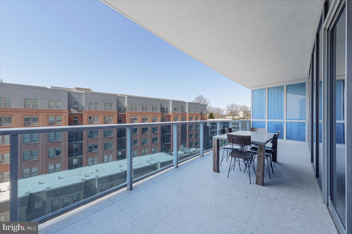 ROSSLYN - Residential