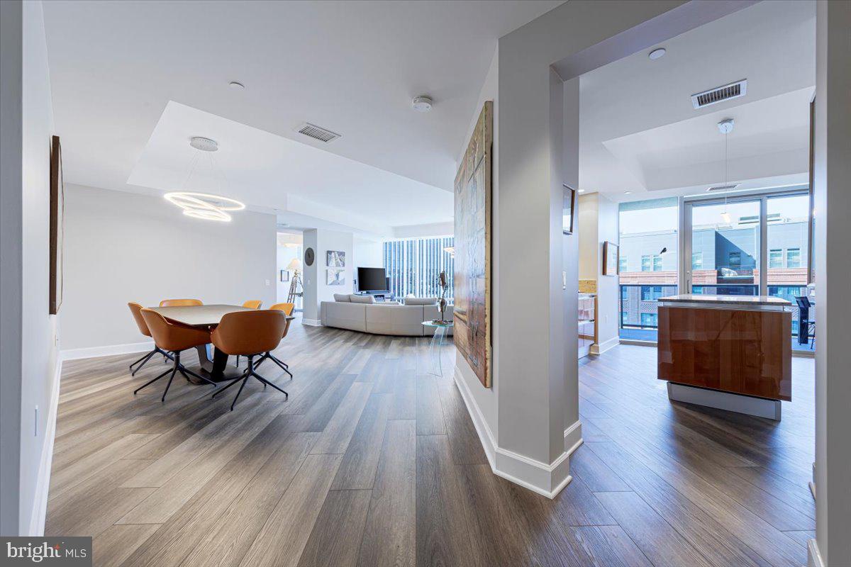 ROSSLYN - Residential