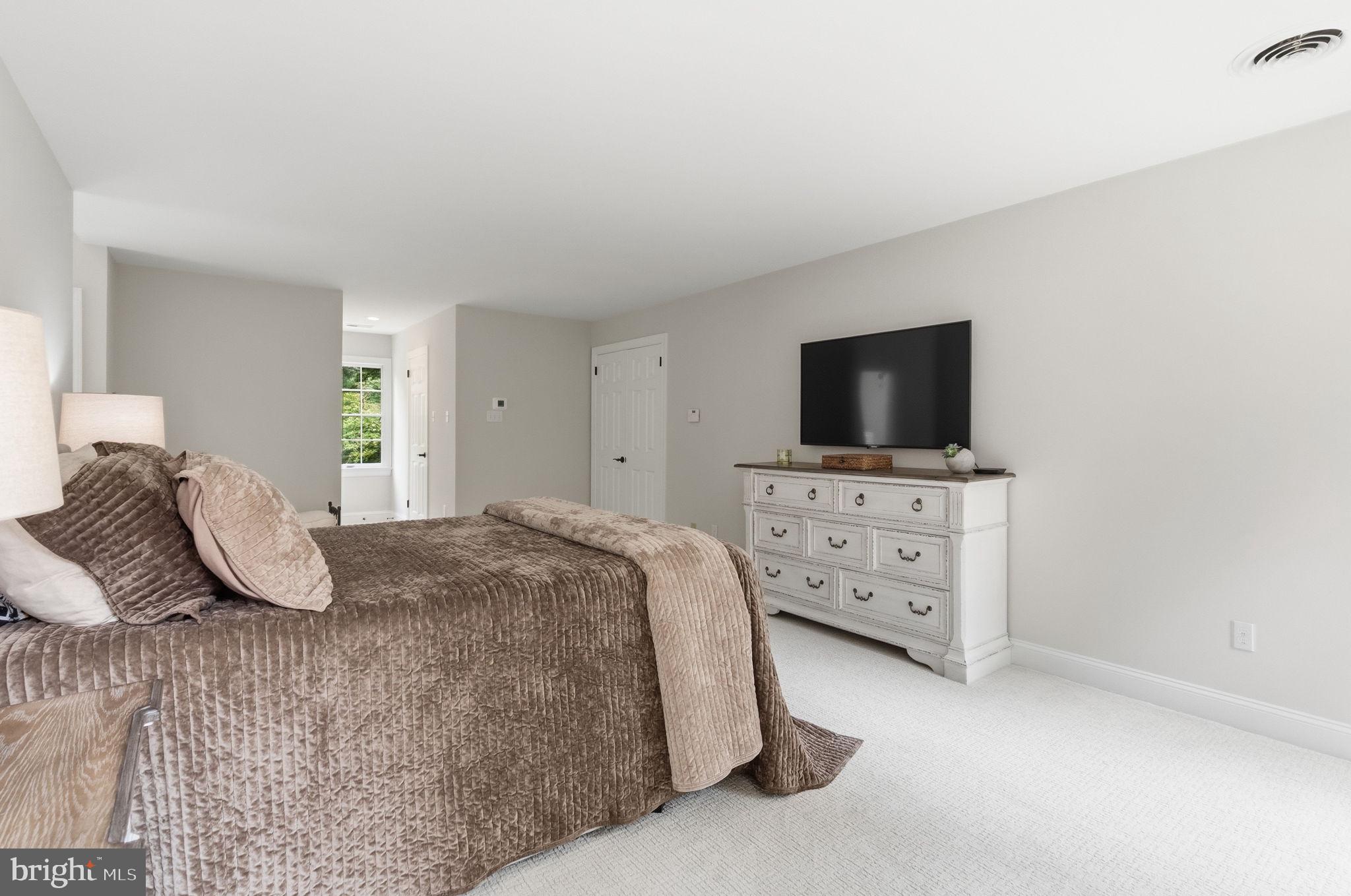 NON AVAILABLE - Residential