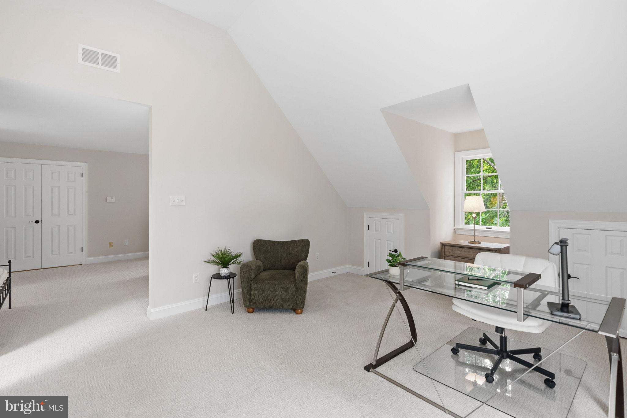 NON AVAILABLE - Residential