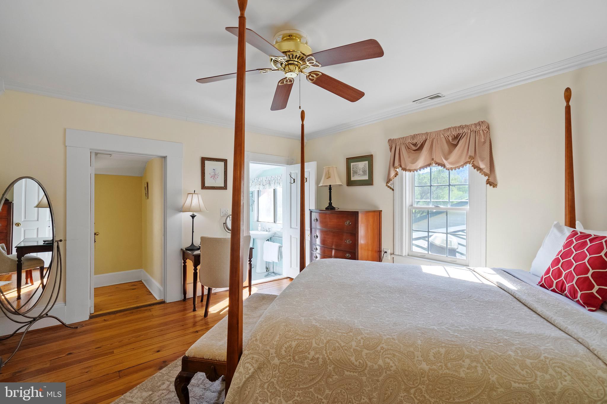 WASHINGTON VIRGINIA - Commercial Sale