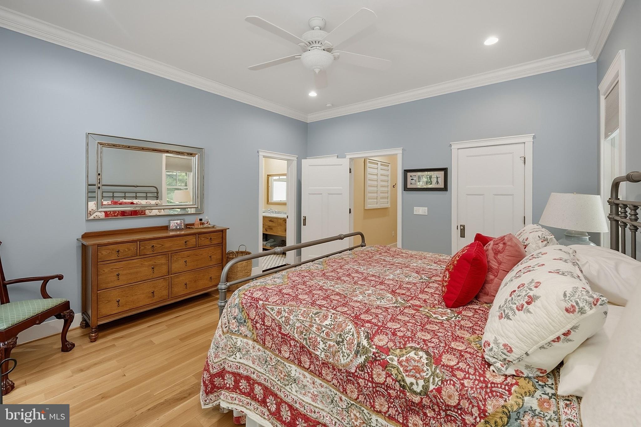 THOUSAND ACRES - Residential