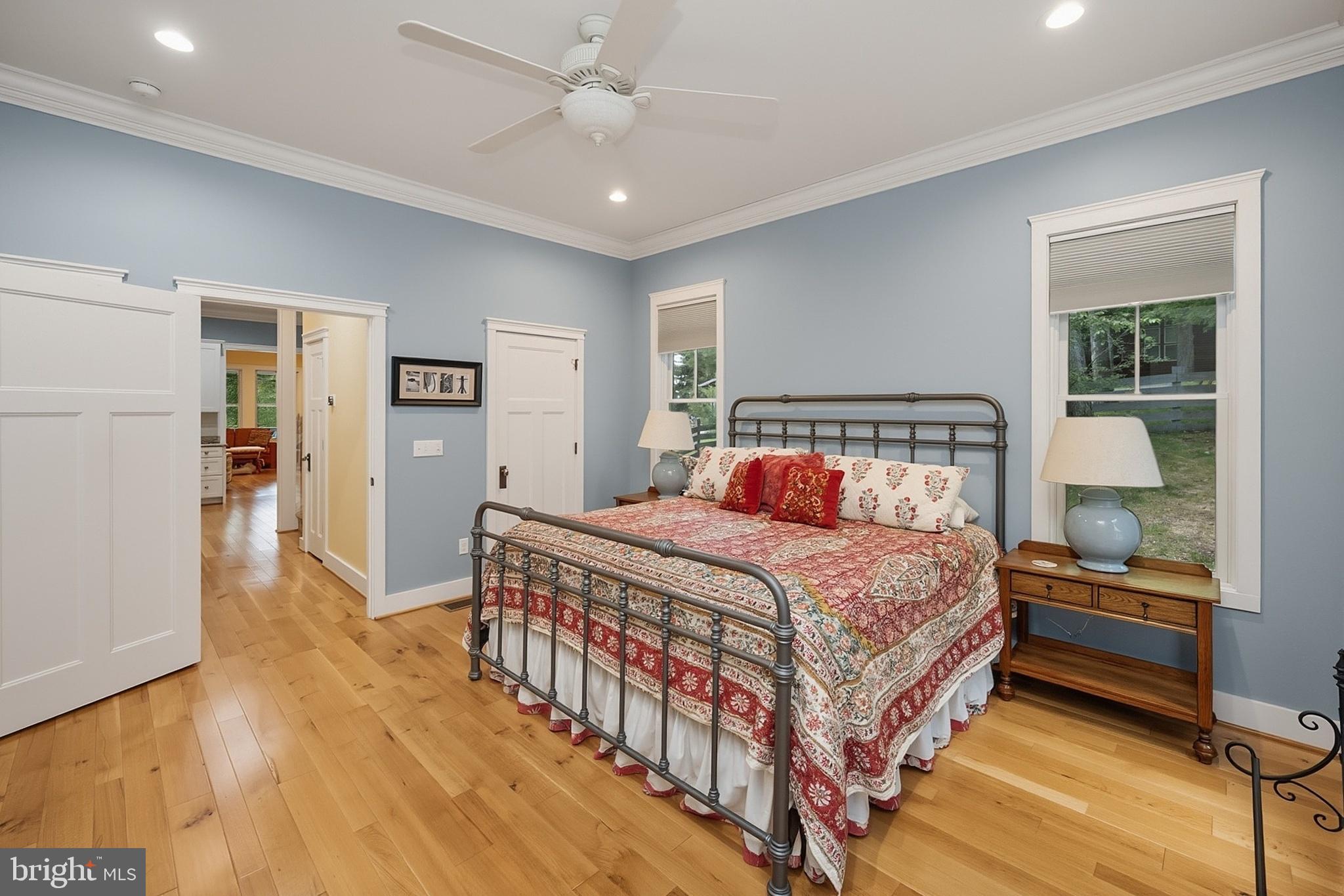 THOUSAND ACRES - Residential