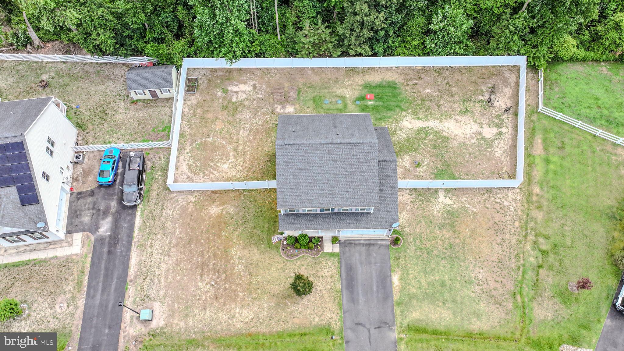 LONGWOOD LAKES - Residential