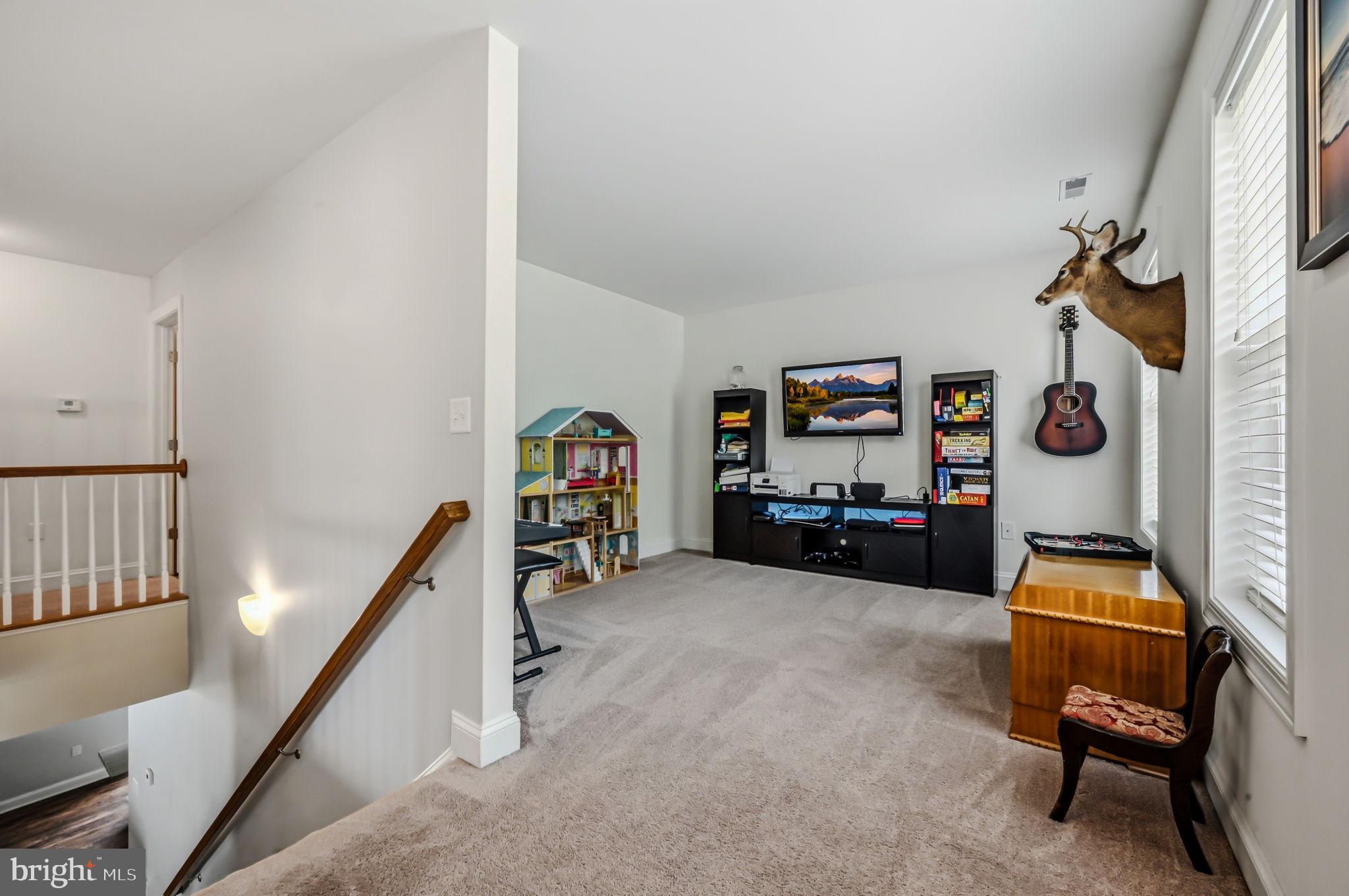 LONGWOOD LAKES - Residential