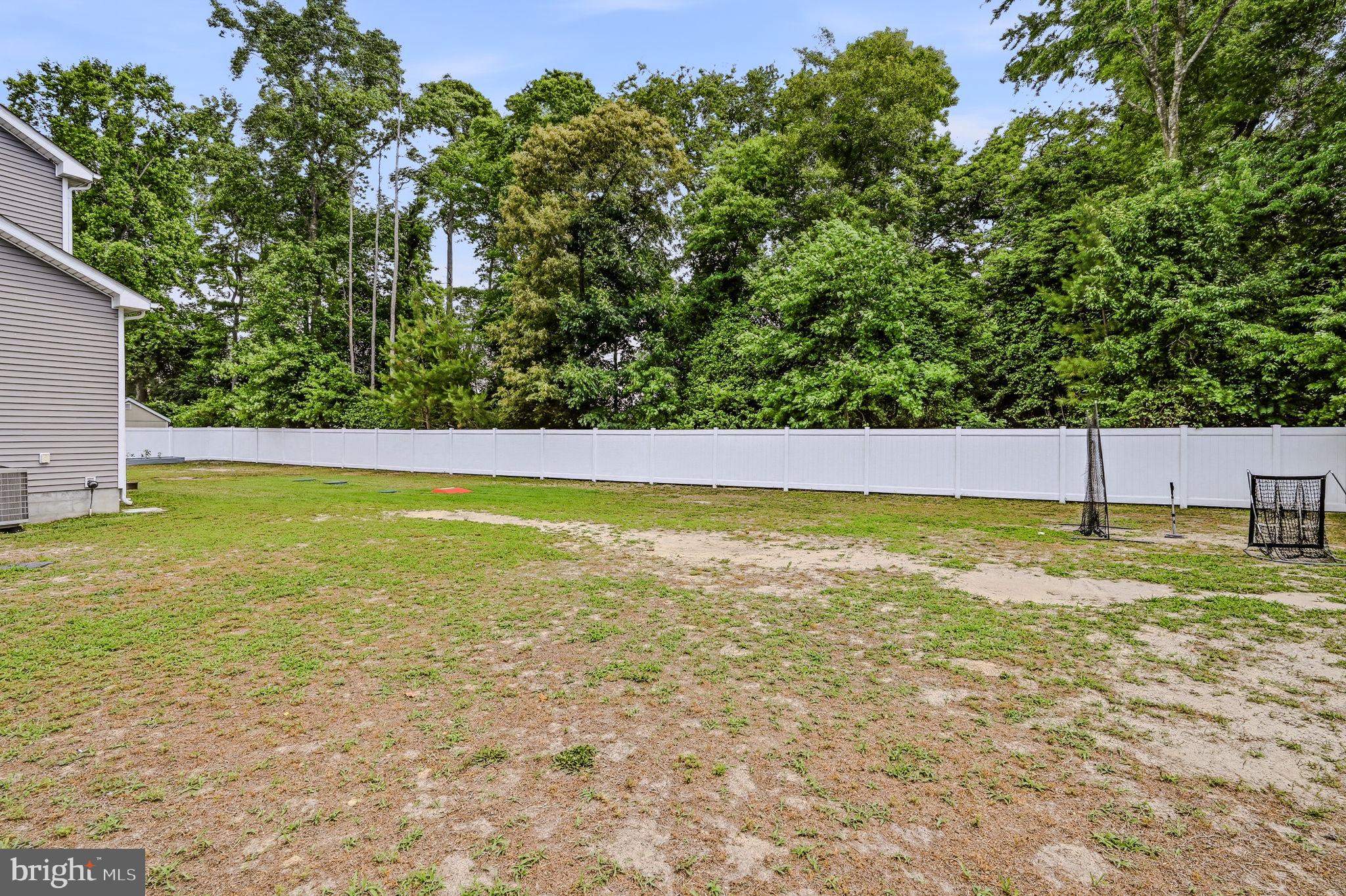 LONGWOOD LAKES - Residential