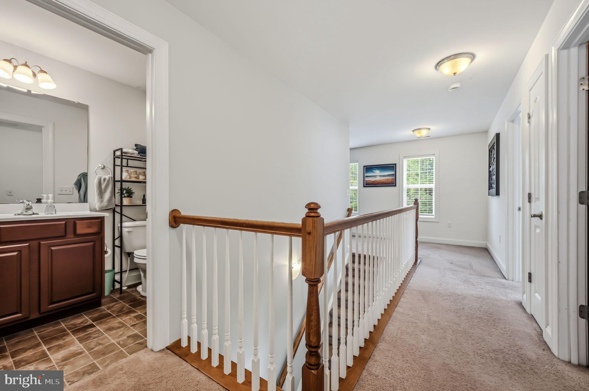 LONGWOOD LAKES - Residential