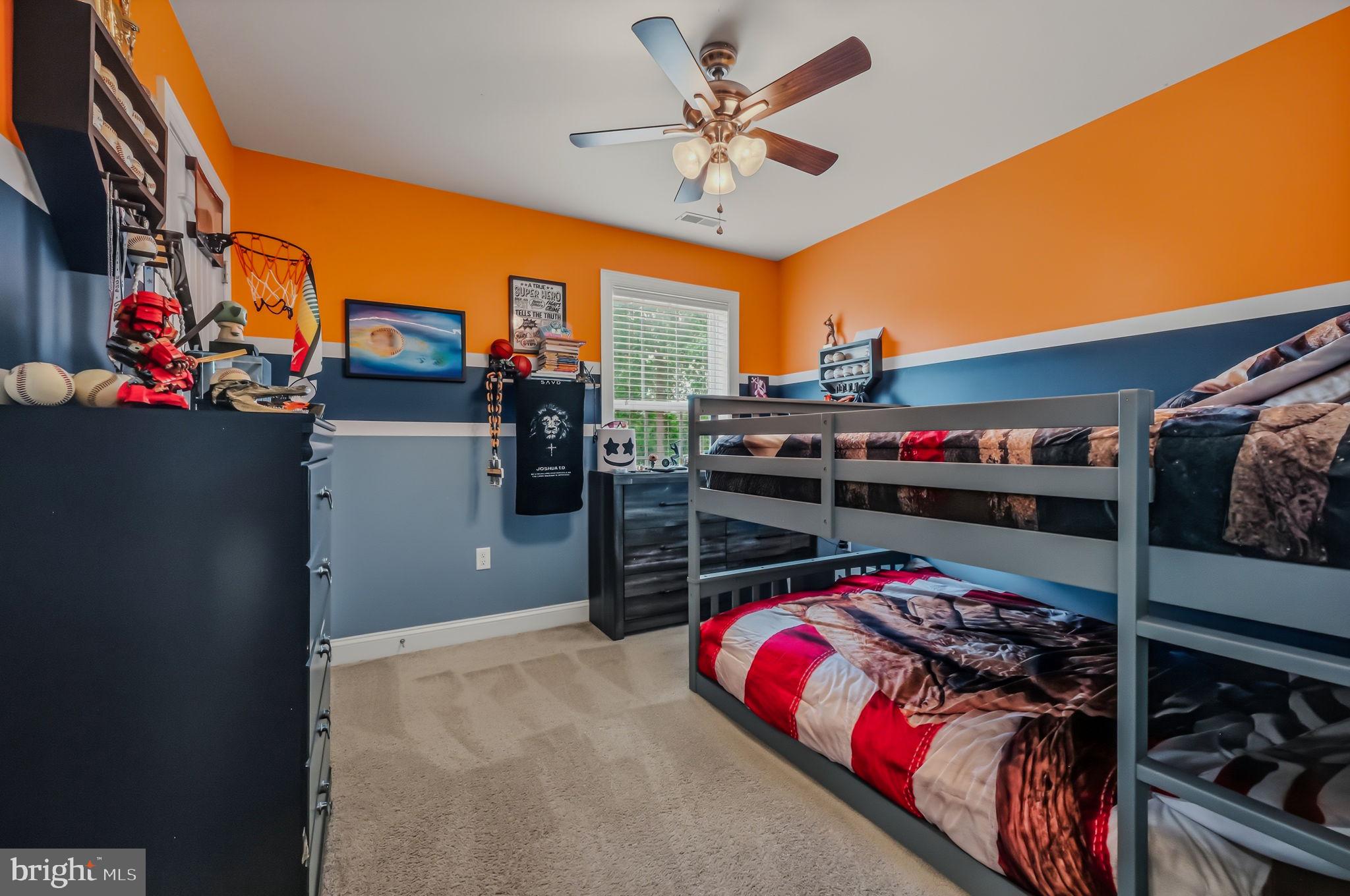 LONGWOOD LAKES - Residential
