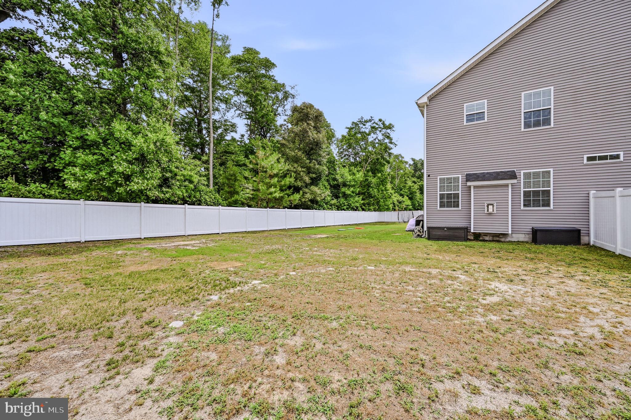 LONGWOOD LAKES - Residential