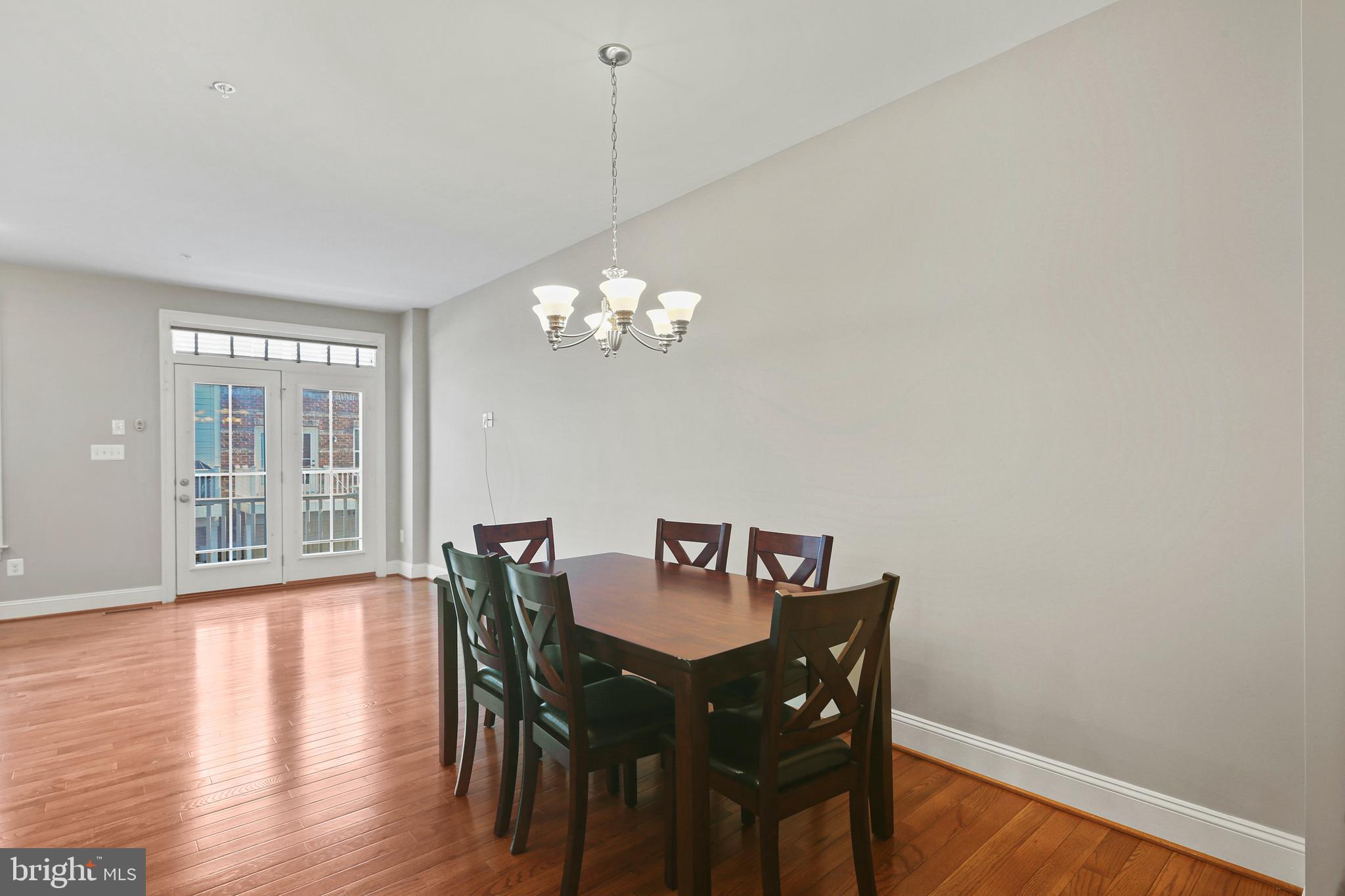 VILLAGES OF URBANA - Residential Lease