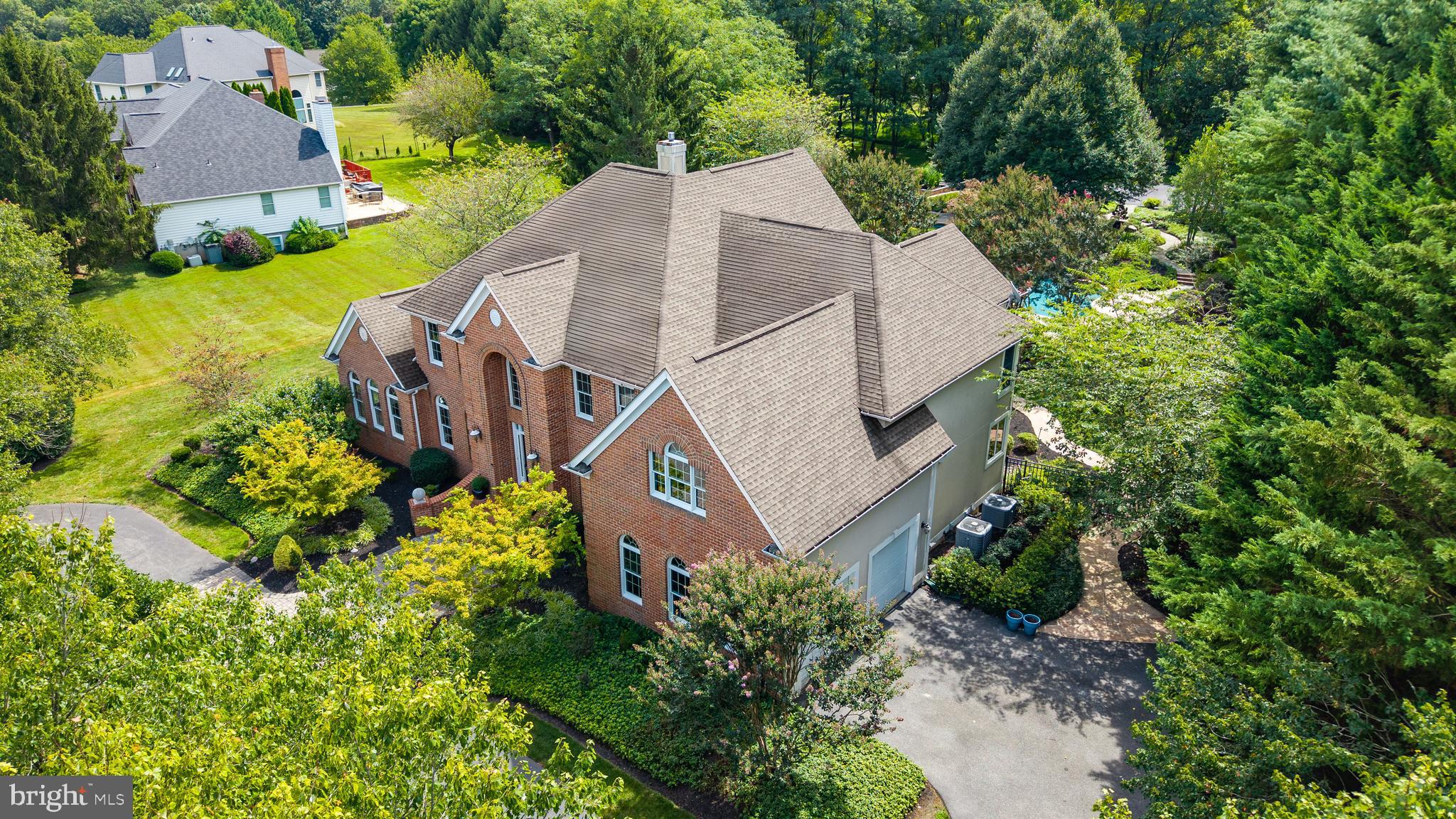 FOX VALLEY - Residential