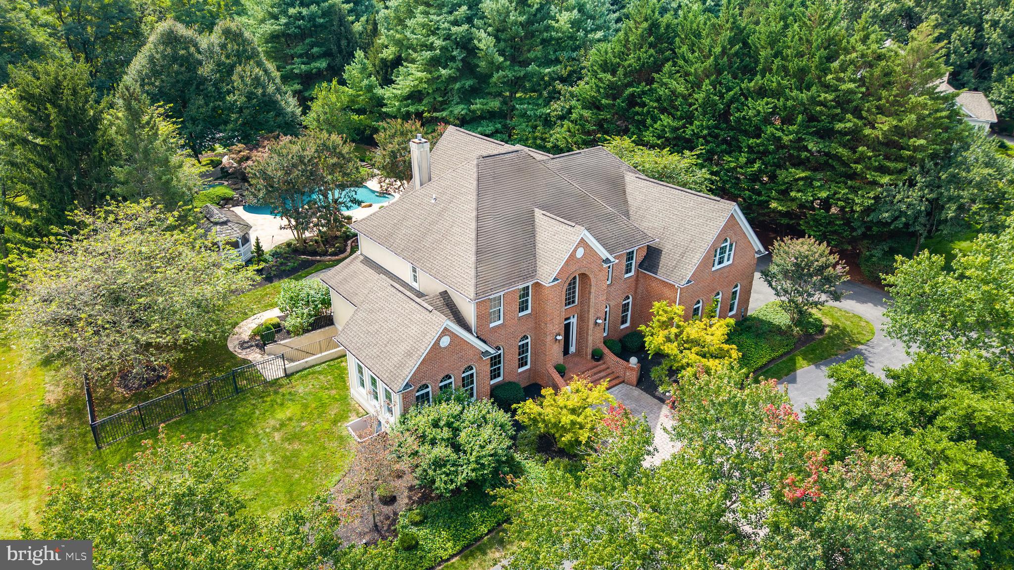 FOX VALLEY - Residential