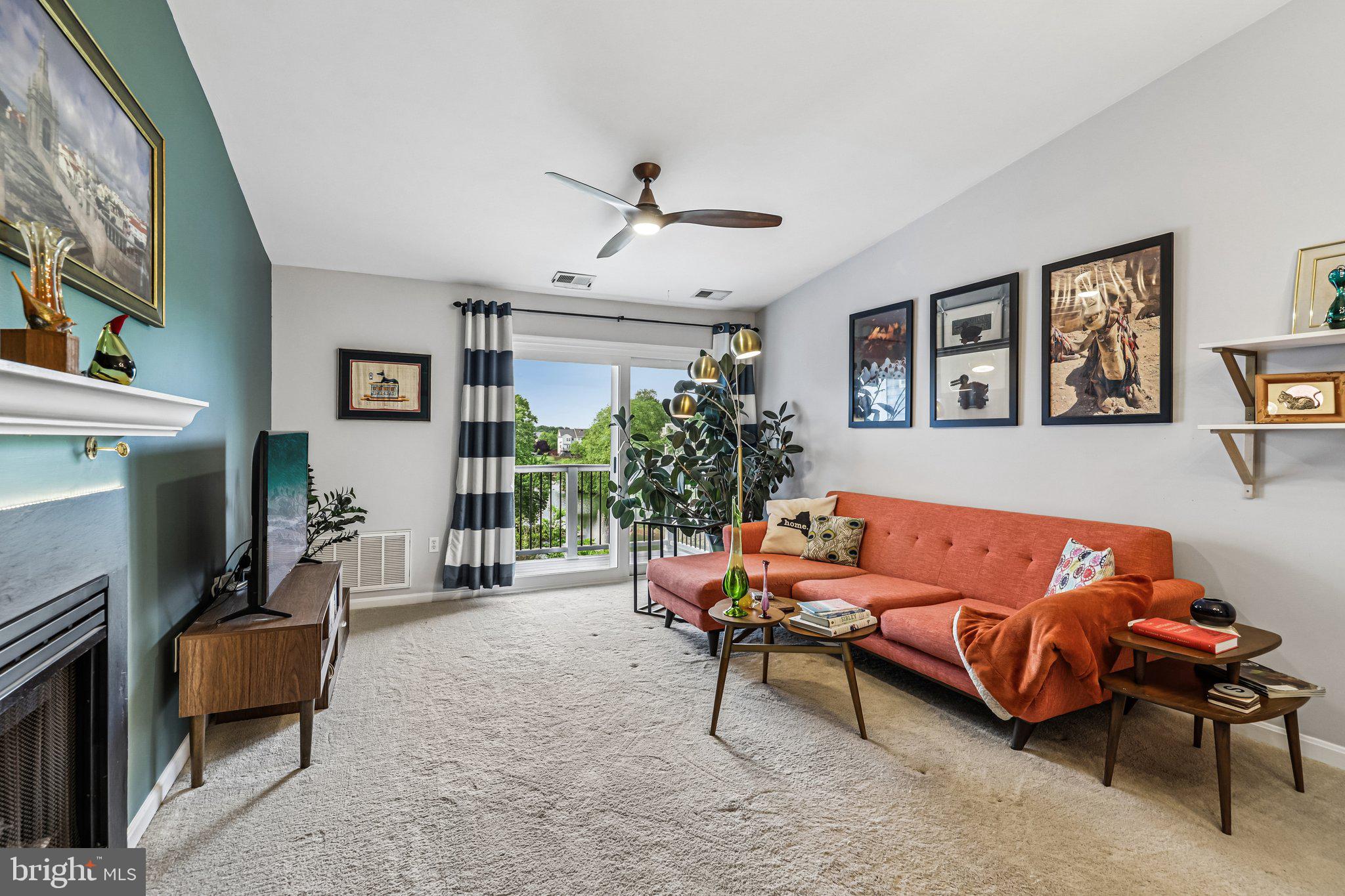 ASHBURN VILLAGE - Residential