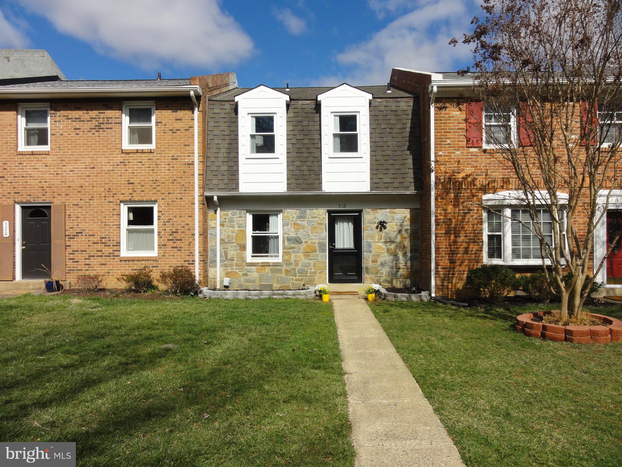 Beautifully renovated townhome in a quiet neighborhood within walking distance to downtown Leesburg. This home has been completely renovated with new kitchen, powder room, windows, doors, flooring and much more. The renovated kitchen includes new cabinets & siltstone countertops, flooring and appliances.  The spacious family room has a masonry fireplace and a large wall mounted TV above fireplace that conveys with the sale. The upper level has two bedrooms and one bathroom. The home was originally three bedrooms but the partitioned wall was removed to make a very large bedroom. The wall can be easily reinstalled which would turn it back into a three bedroom home. The rear yard is fenced and has a large storage shed. The rear of the home overlooks an open field. *Open House will be held on Saturday March 22 from 11am to 1pm. Please come and preview this beautiful home!