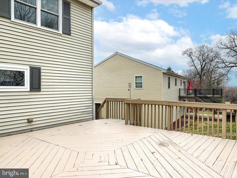 WINDSOR TWP - Residential