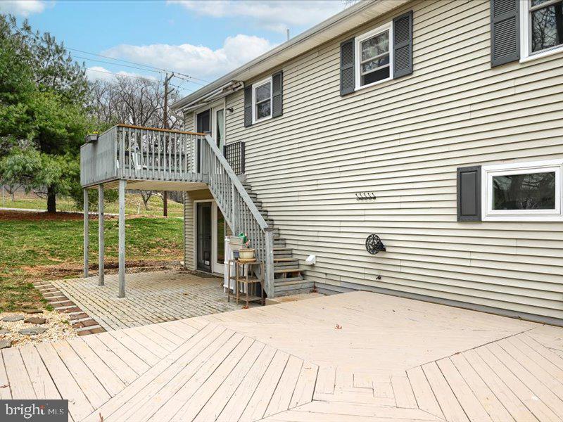 WINDSOR TWP - Residential