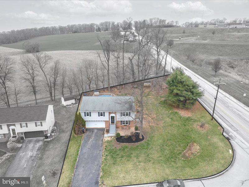 WINDSOR TWP - Residential