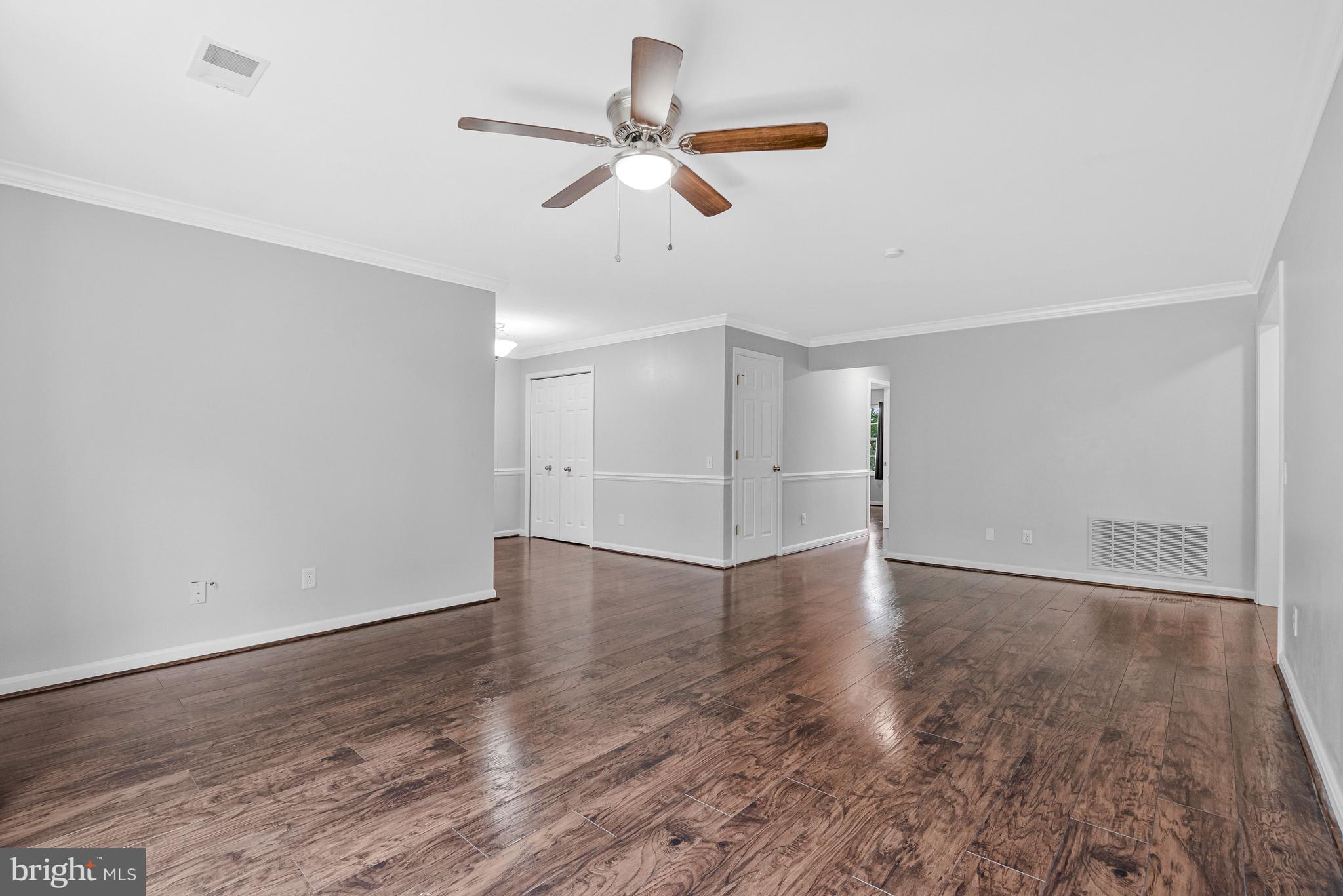 FOX CHASE/EXETER - Residential