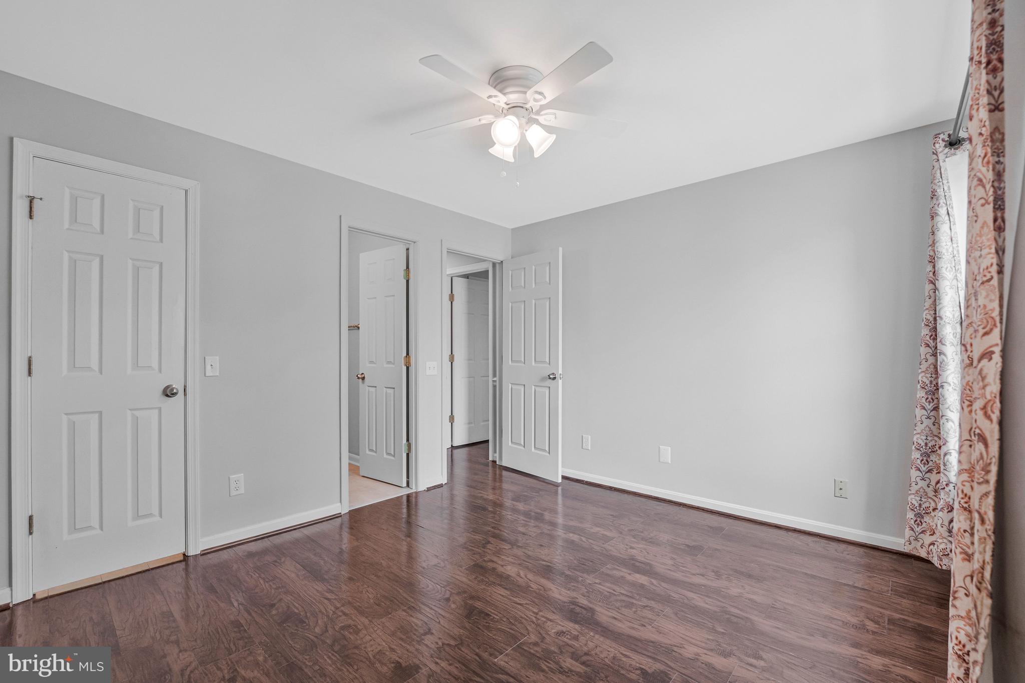 FOX CHASE/EXETER - Residential