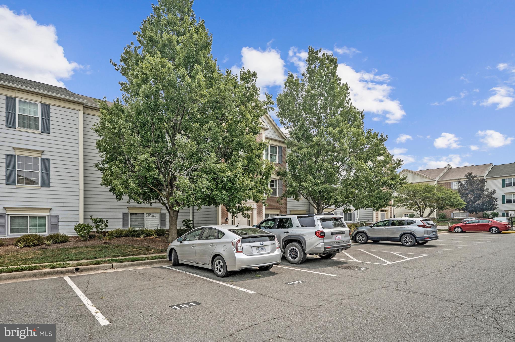 FOX CHASE/EXETER - Residential