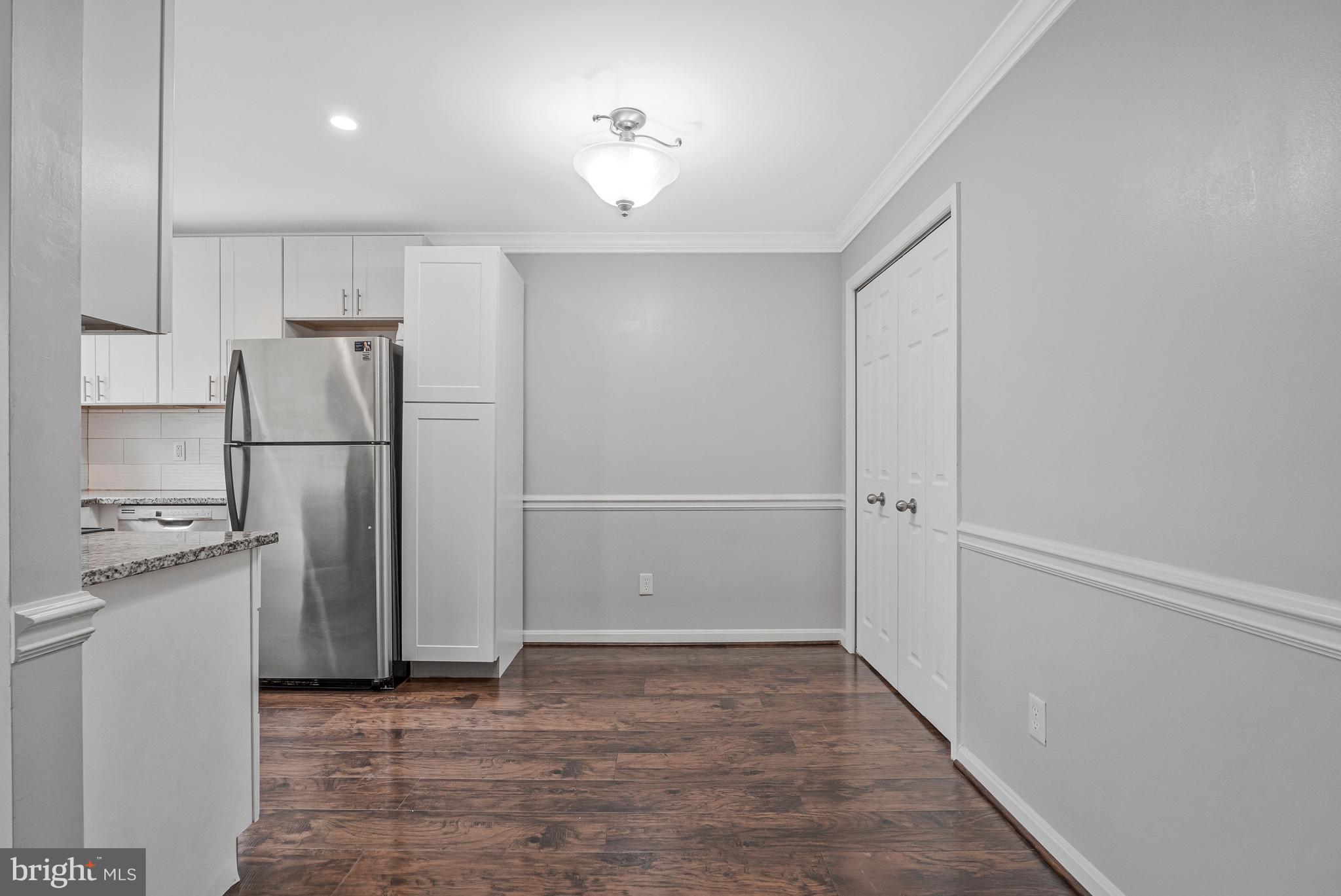 FOX CHASE/EXETER - Residential