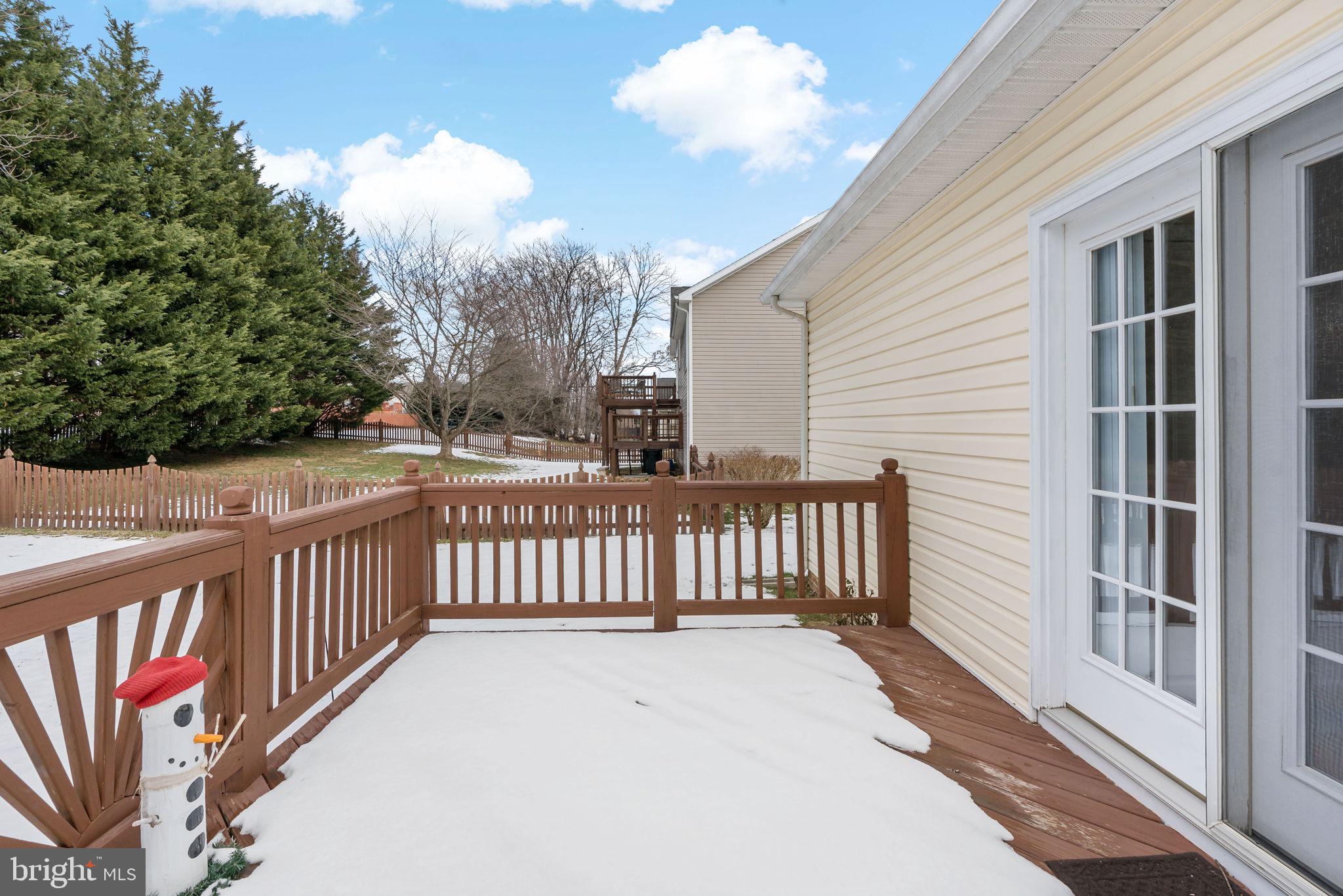 LAUREL RIDGE - Residential