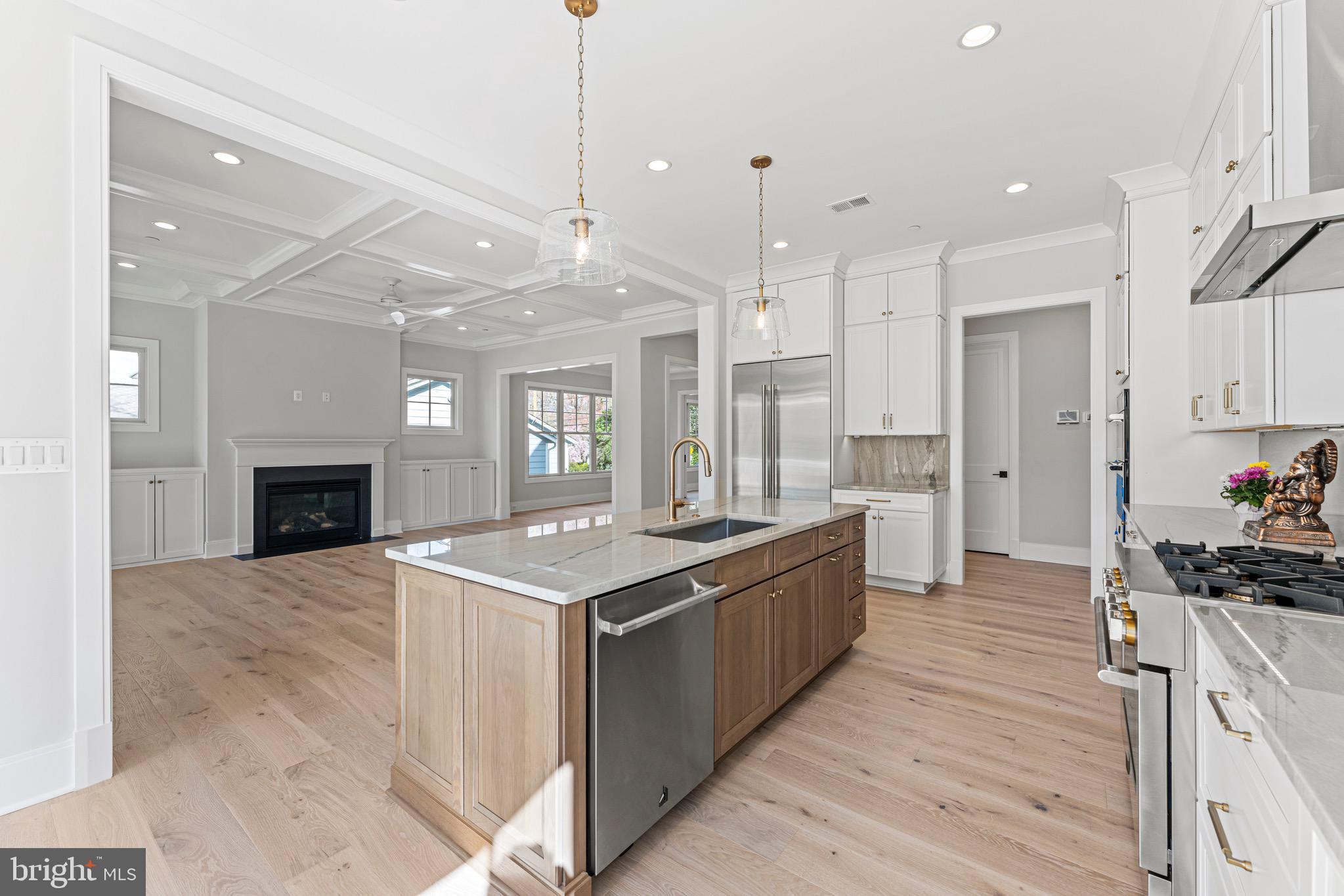 HUNTINGTON TERRACE - Residential