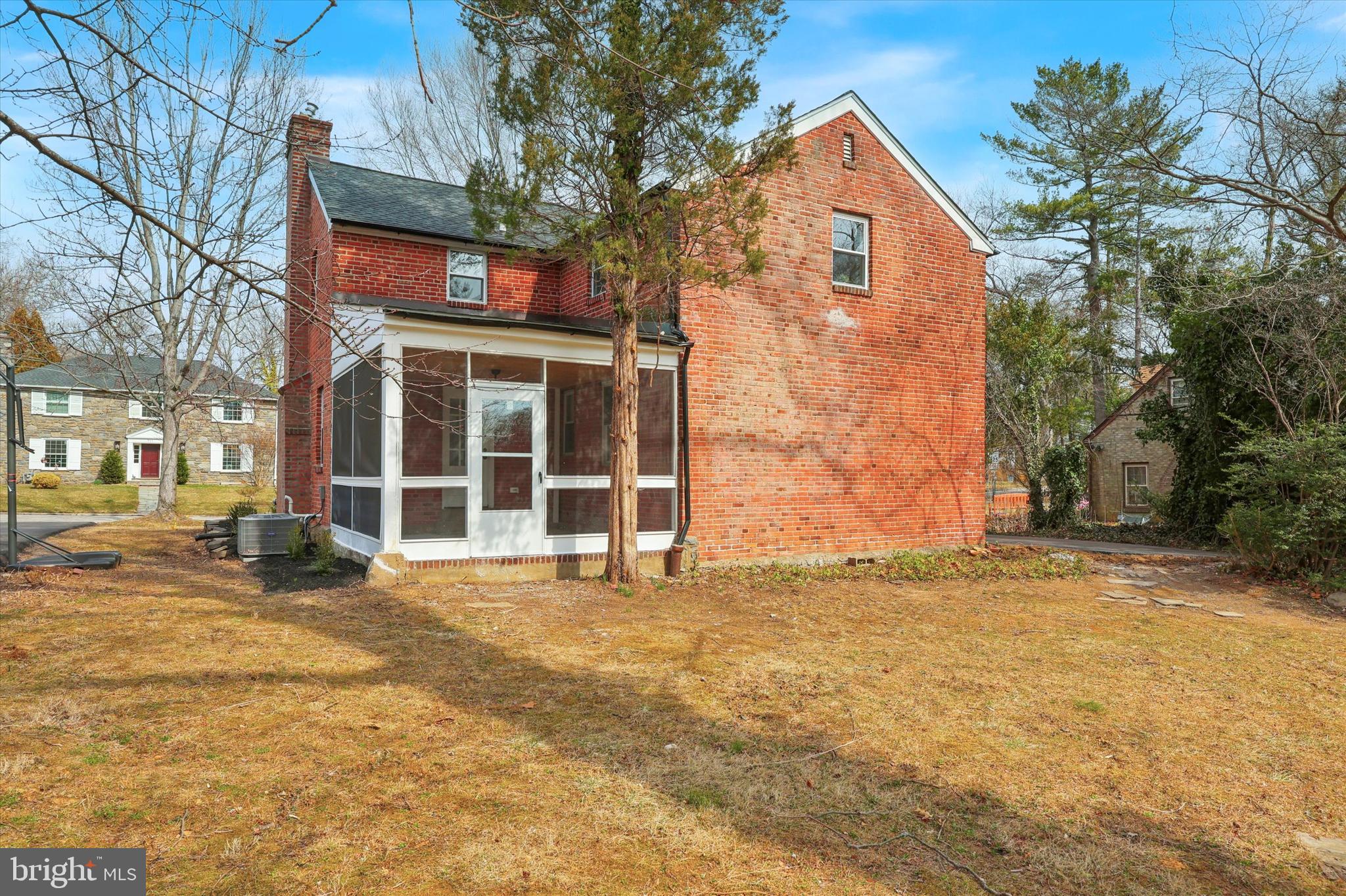WYNNEWOOD - Residential