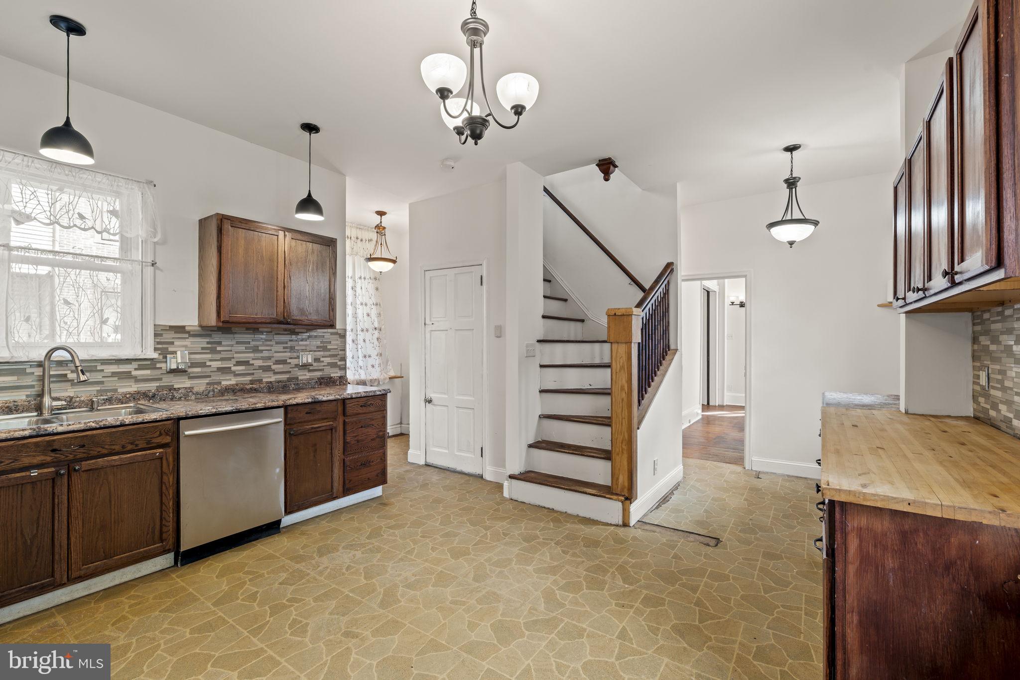 NORTHWOOD - Residential