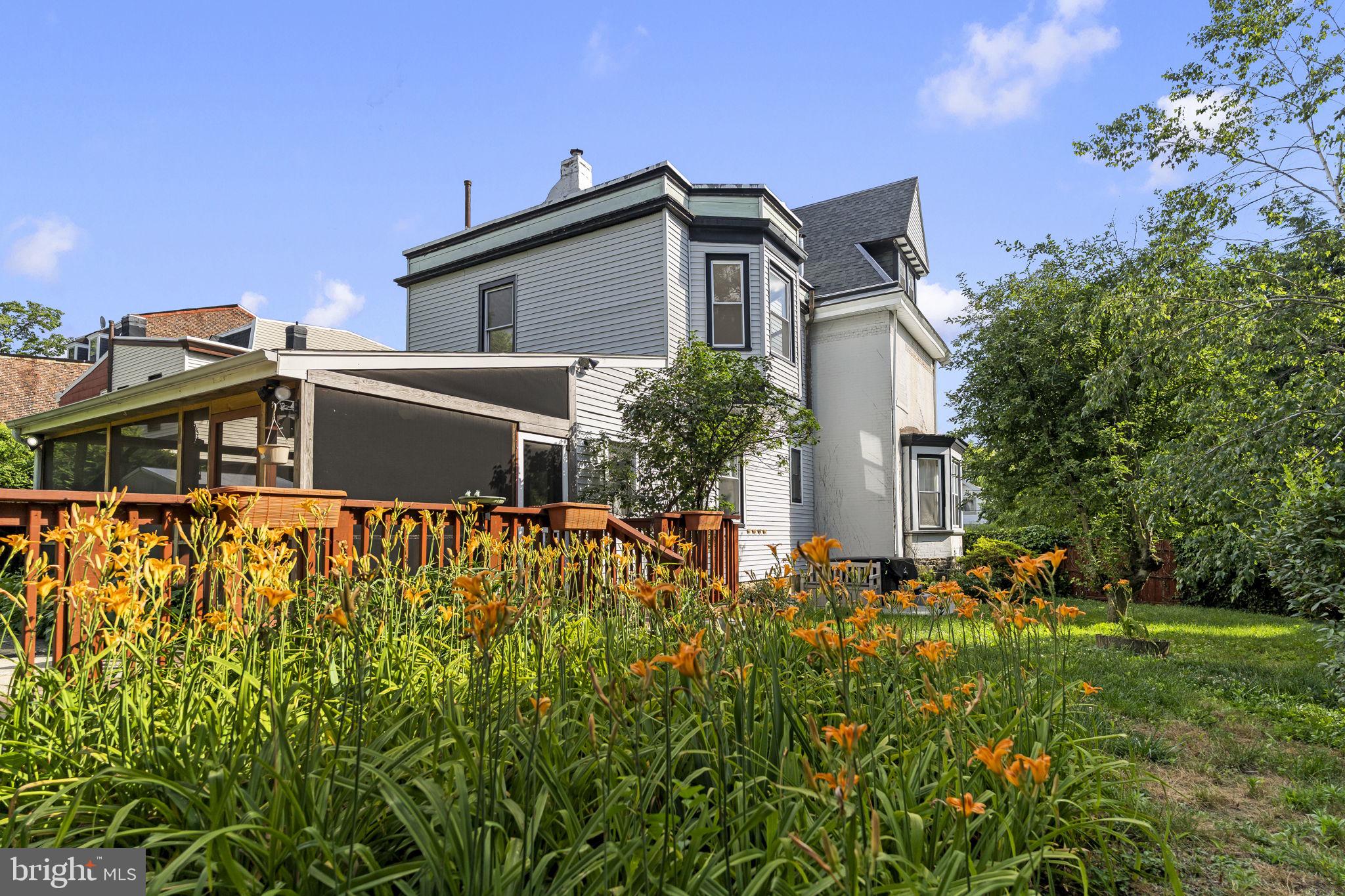 NORTHWOOD - Residential