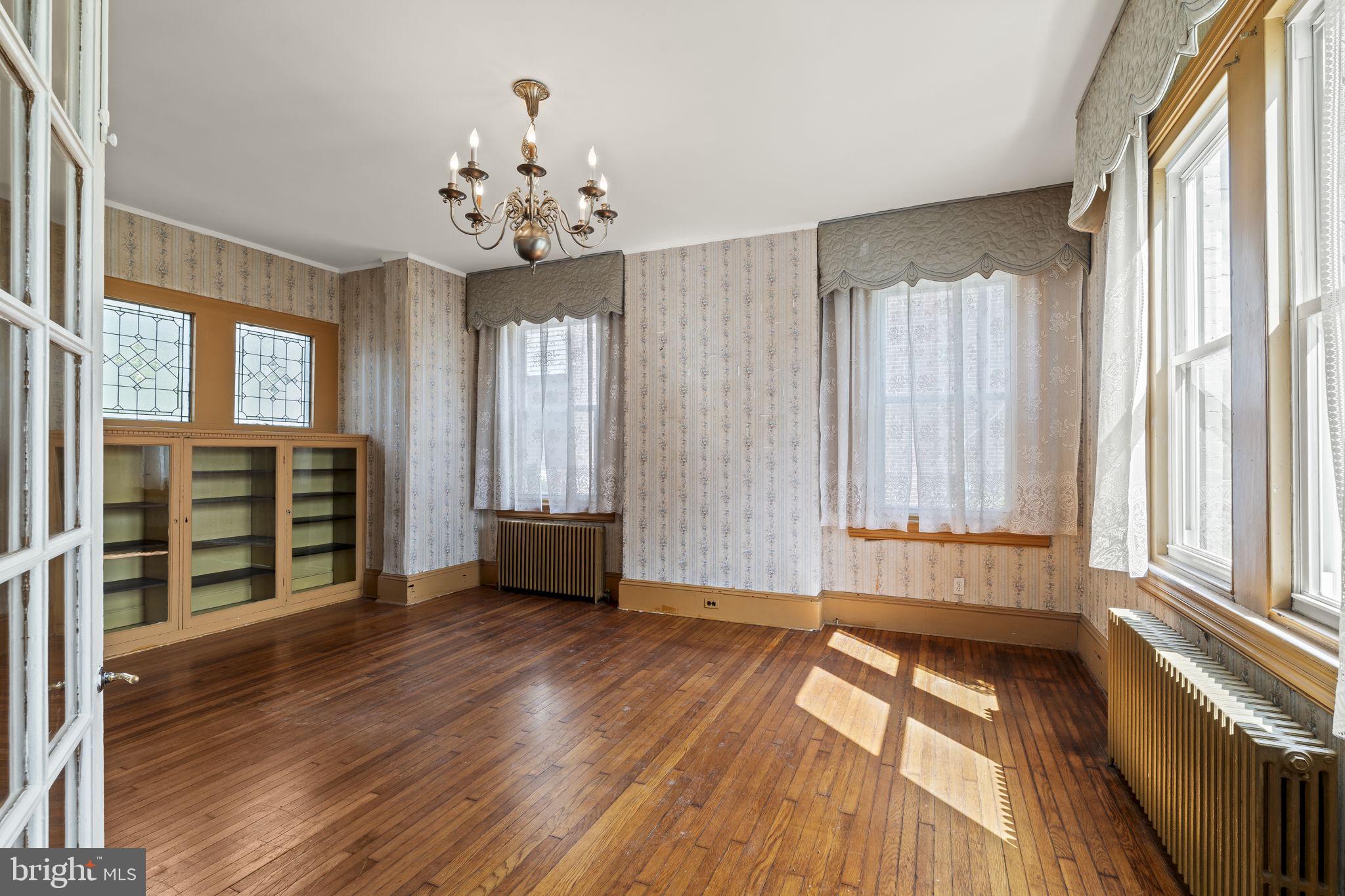 NORTHWOOD - Residential