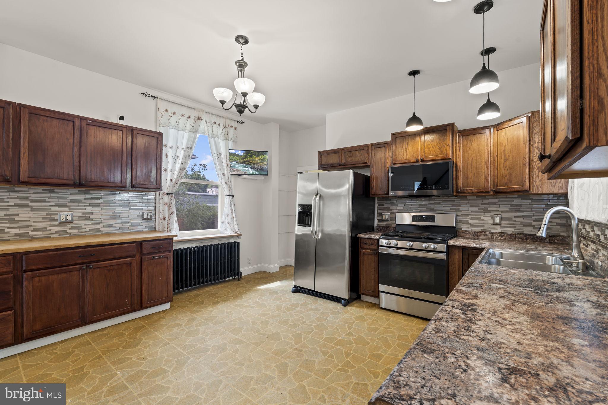 NORTHWOOD - Residential