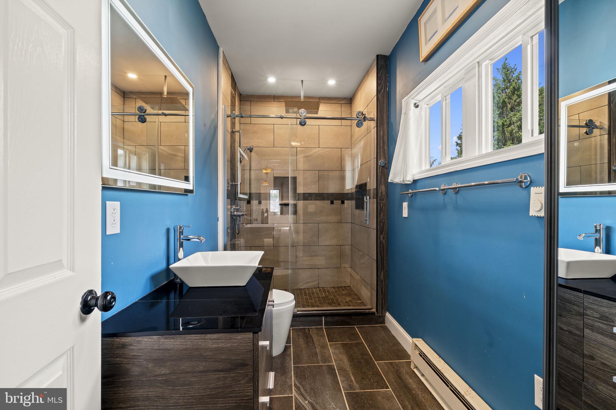 NORTHWOOD - Residential