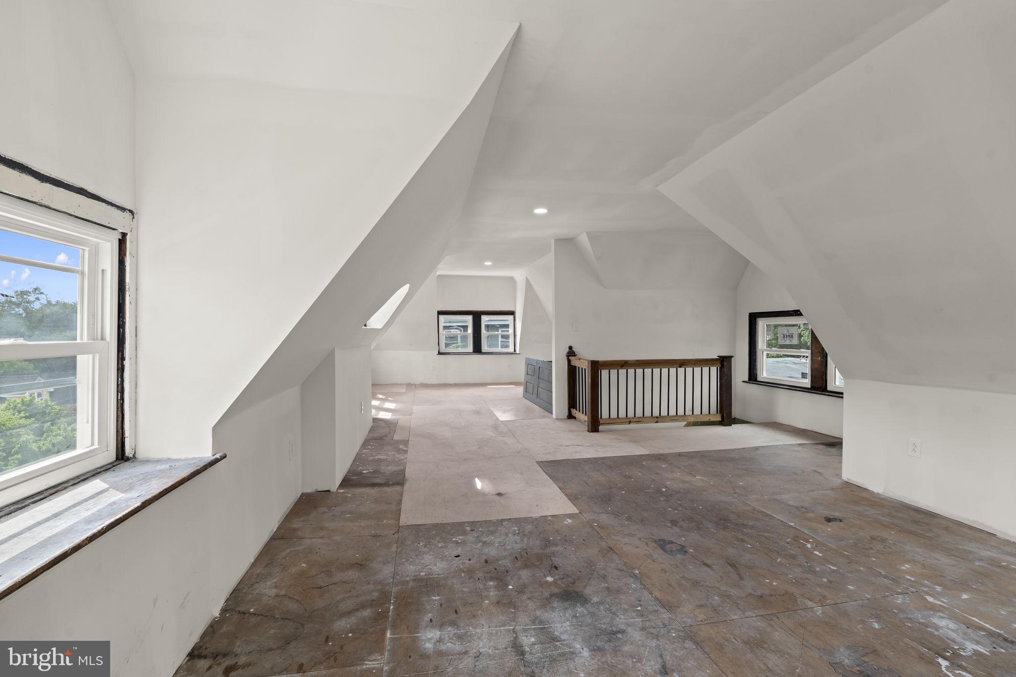 NORTHWOOD - Residential
