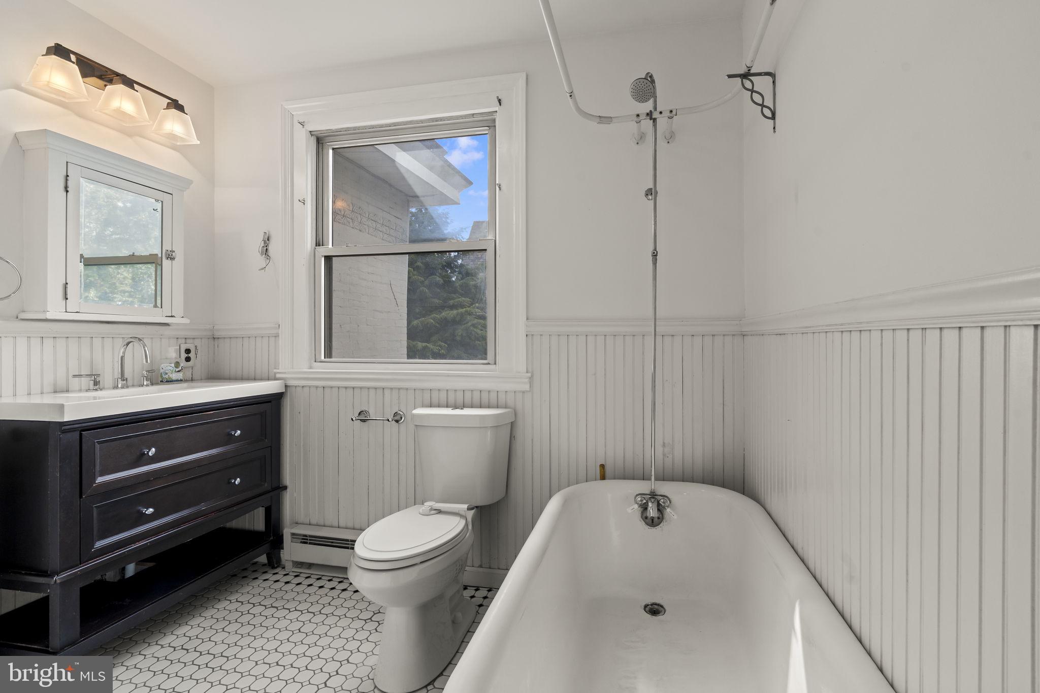 NORTHWOOD - Residential