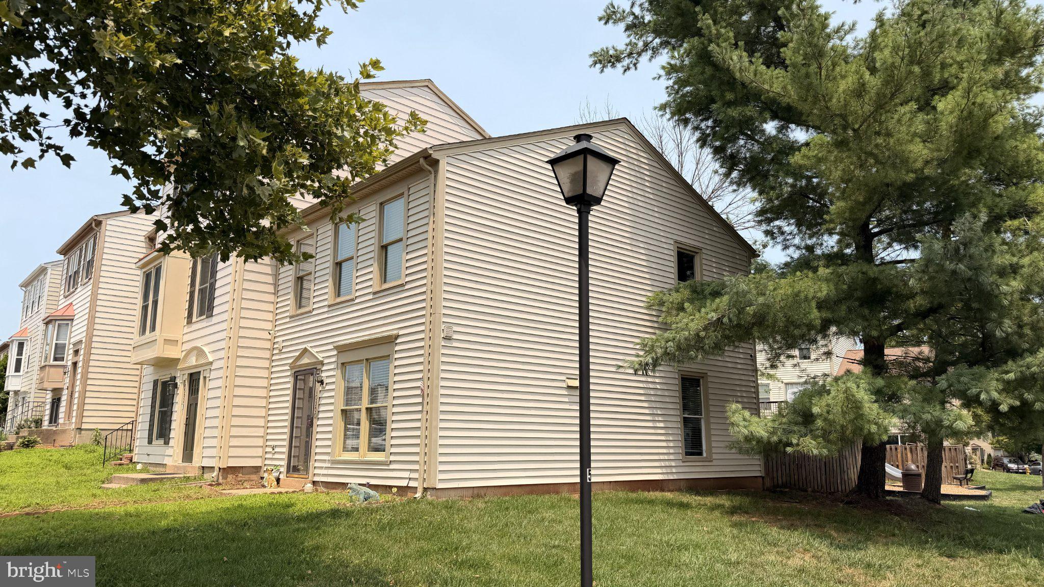 STONINGTON - Residential