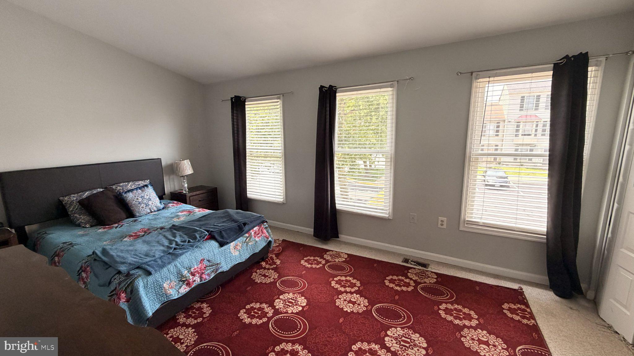STONINGTON - Residential